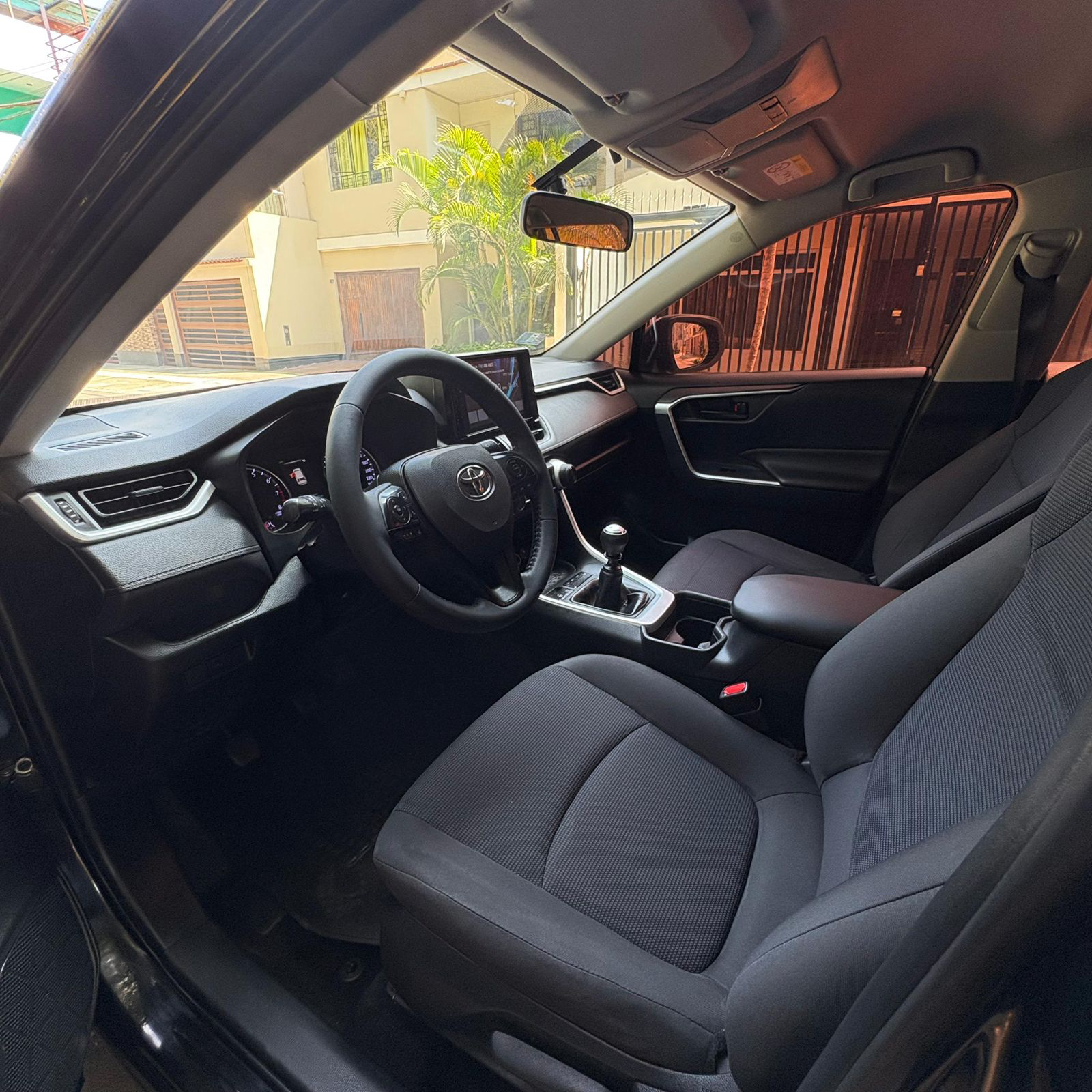 Toyota Rav 4 - Miniatura 2