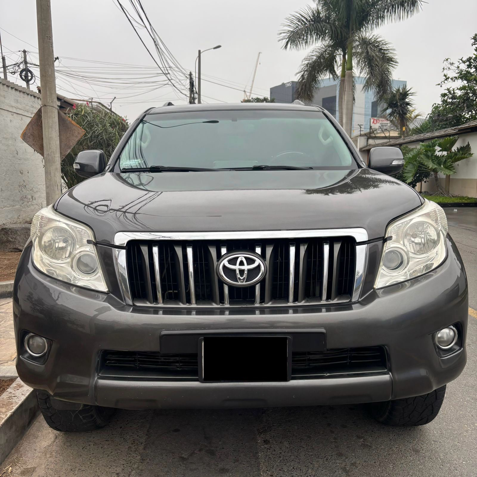 Toyota  Land Cruiser Prado - Miniatura 2