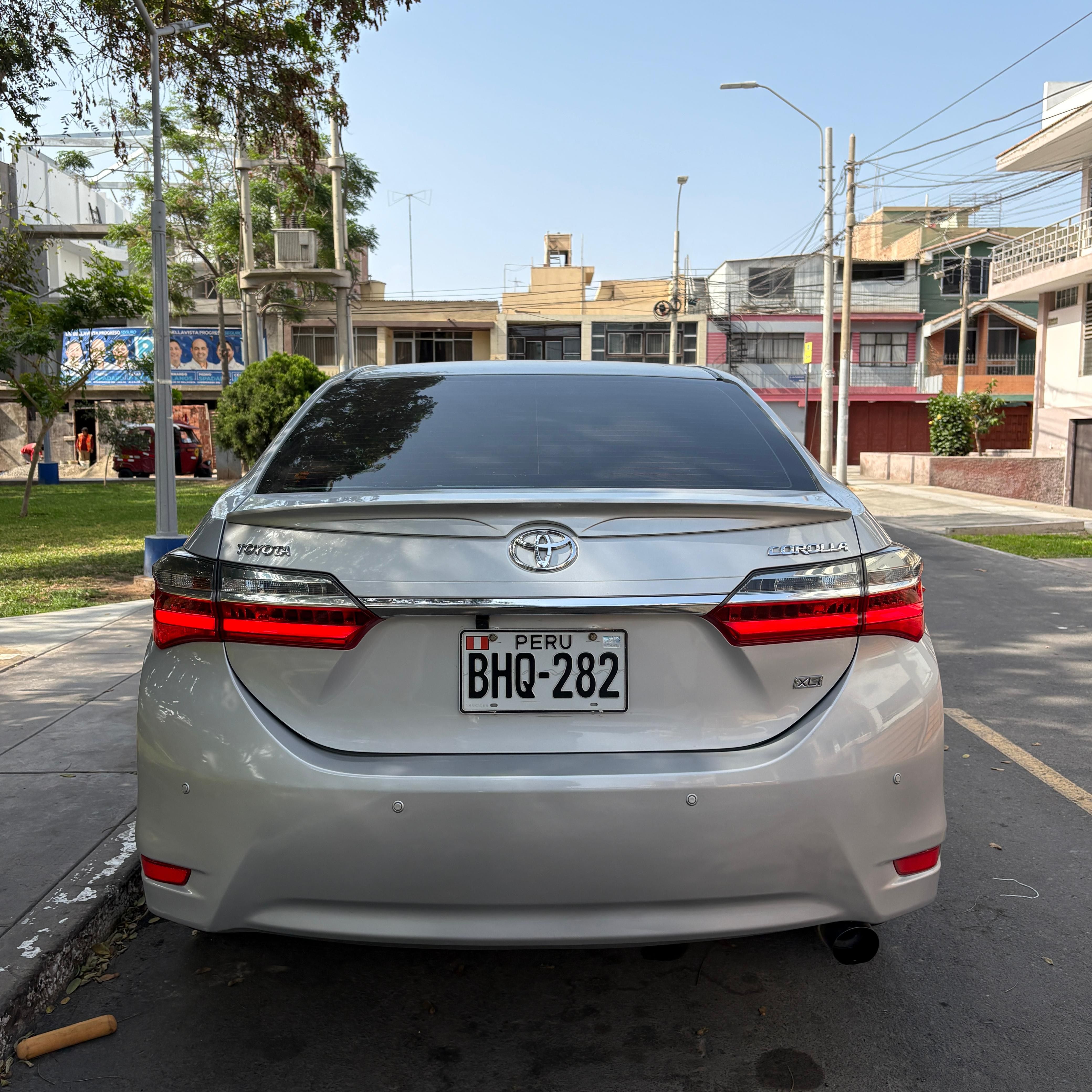 Toyota  Corolla - Miniatura 5