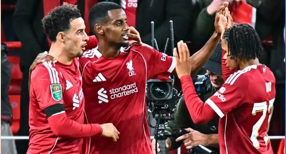 Isak Scores First Liverpool Goal In League Cup Win, Chelsea Survive Scare