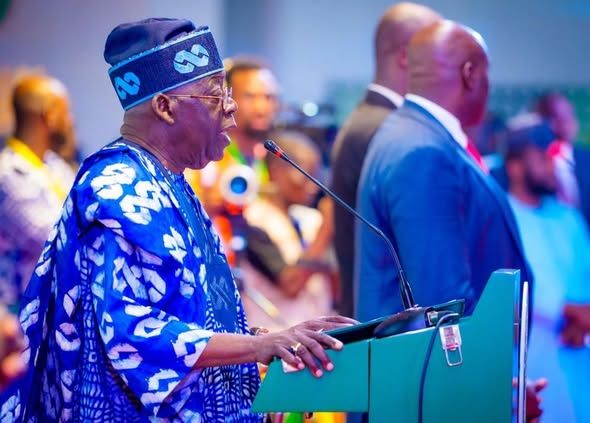 Top story: Photos: Tinubu Vows To Defeat Insecurity, Praises Gov Abiodun For Gateway Airport