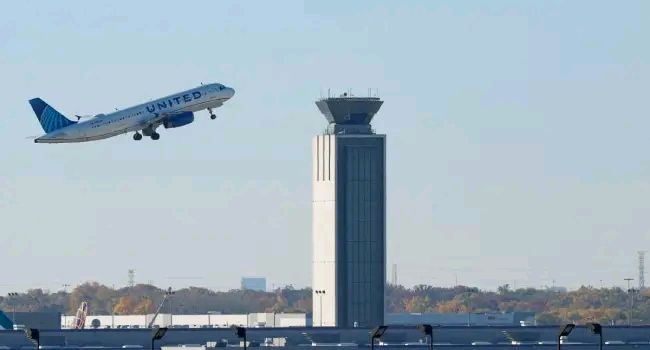 US Air Travel Could ‘Slow To A Trickle’ As Shutdown Bites — Transport Secretary