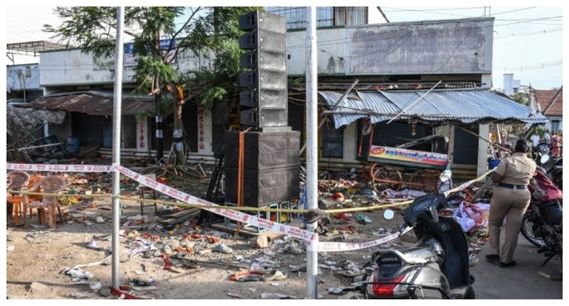 39 Killed, Dozens Injured In India Political Rally Stampede