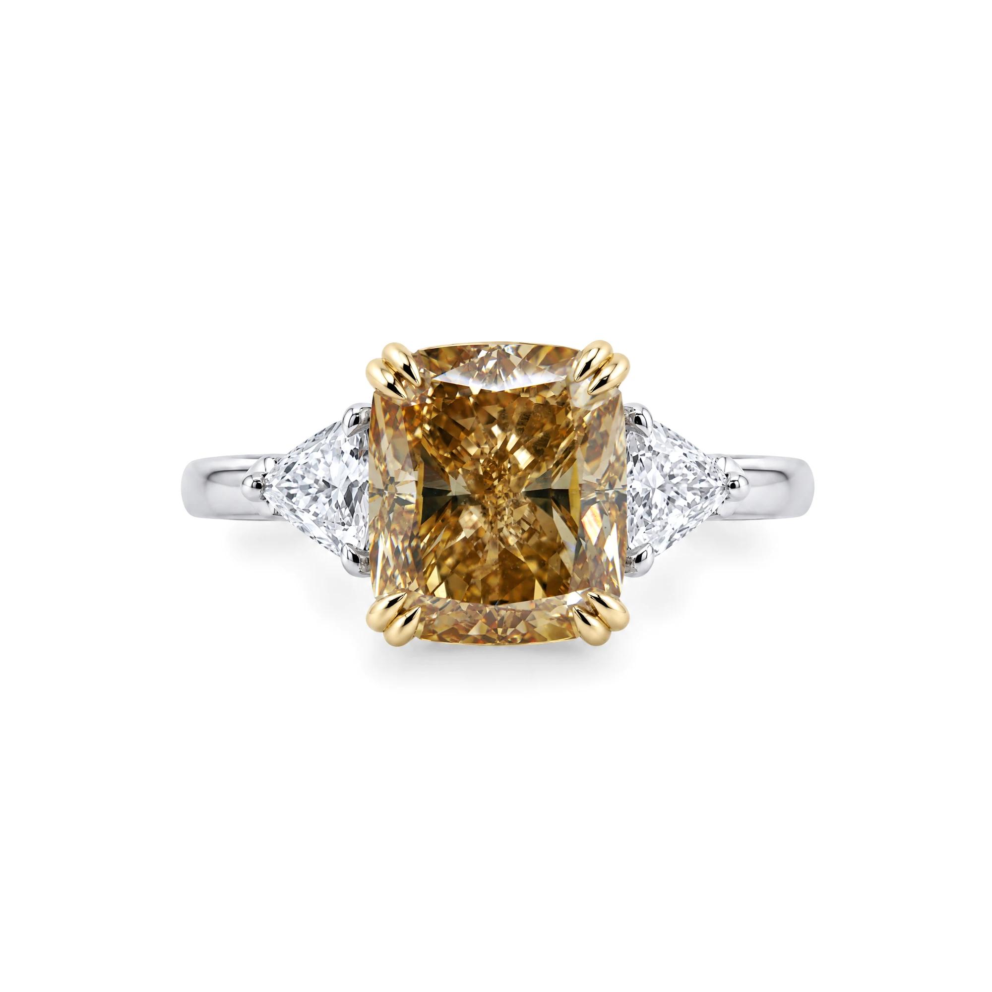 Royal Yellow / Cushion
