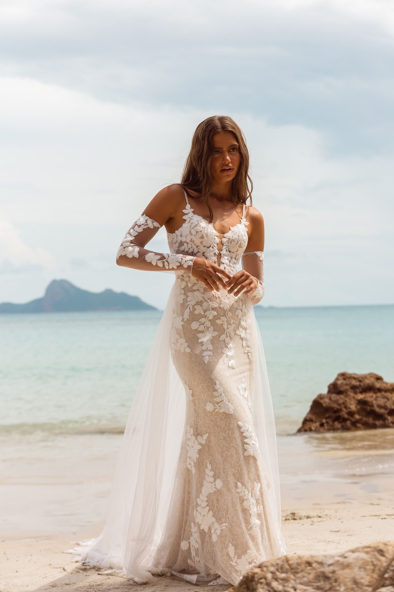 Bridal Styles That Suit Your Body Type