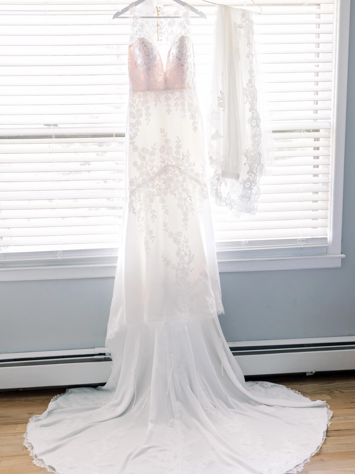 Classic lace wedding dress from Aleana’s Bridal