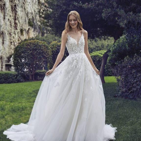 Lace "A" line bridal dress