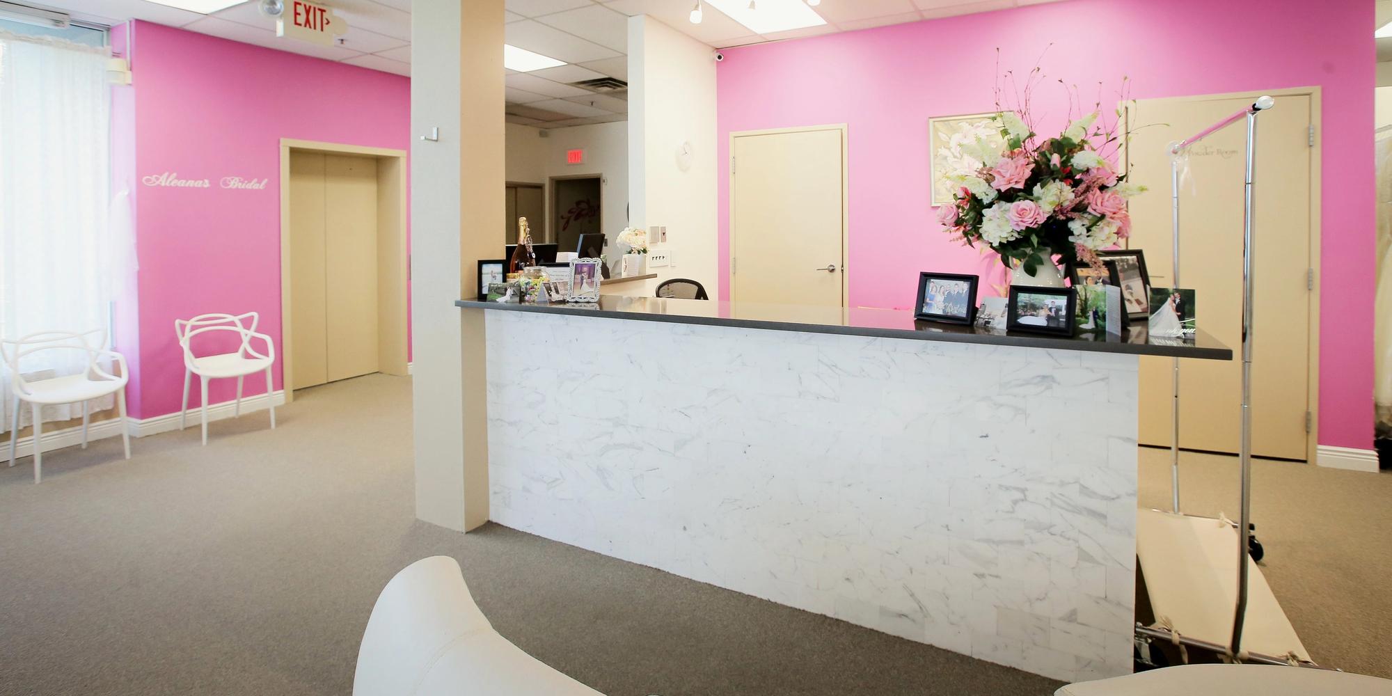 Choosing a Bridal Shop in Bergen County: 8 Questions to Ask
