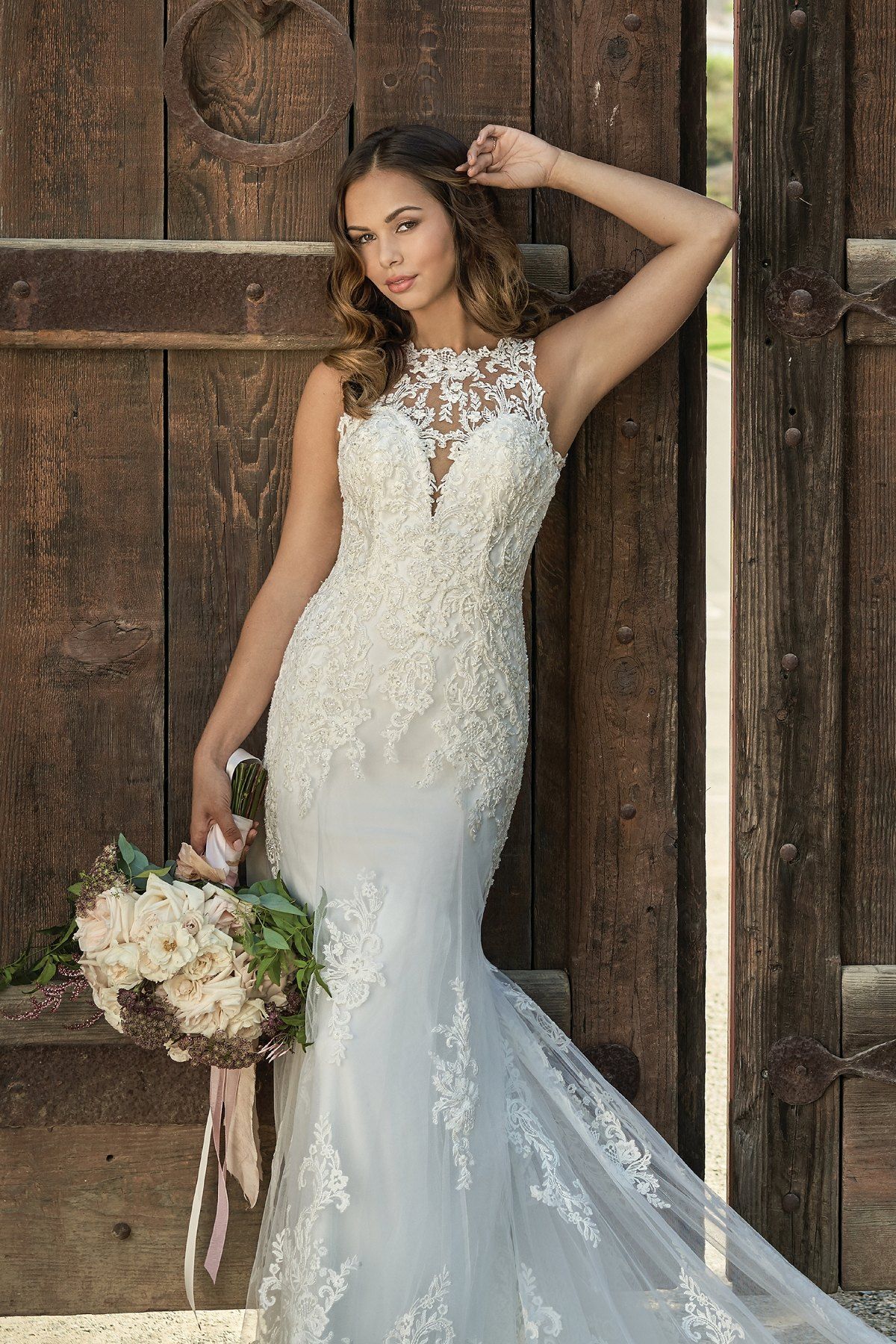 Wedding Dress Tips for Apple and Hourglass Body Shapes