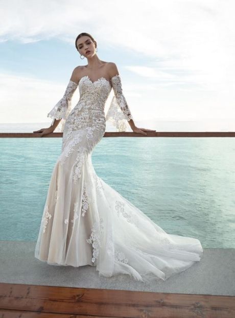 Cancer (June 22– July 23) The Soul Sister - Aleana’s Bridal Shop