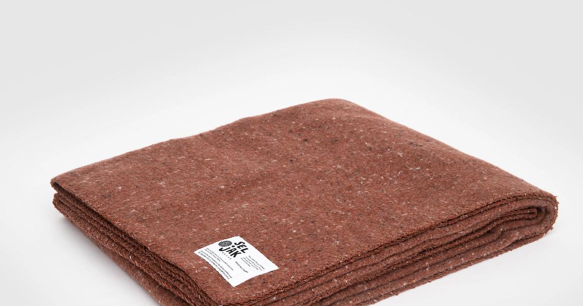 [EU] Earth blanket Whipstitch