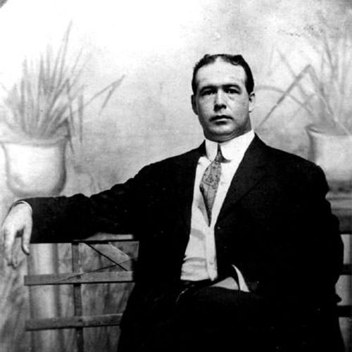 Portrait of Walter Sutton