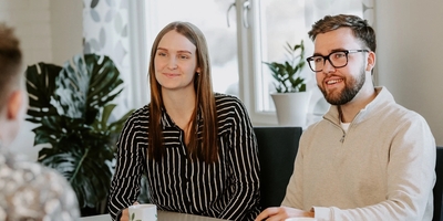 Riktig Regnskap - menneskene bak