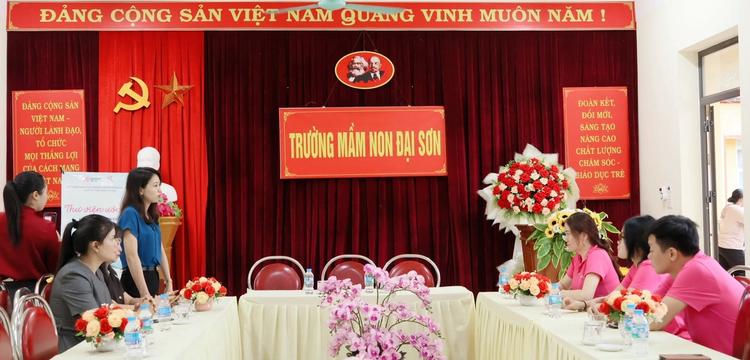 Cập nhật hành trình trao tủ sách tại Lào Cai