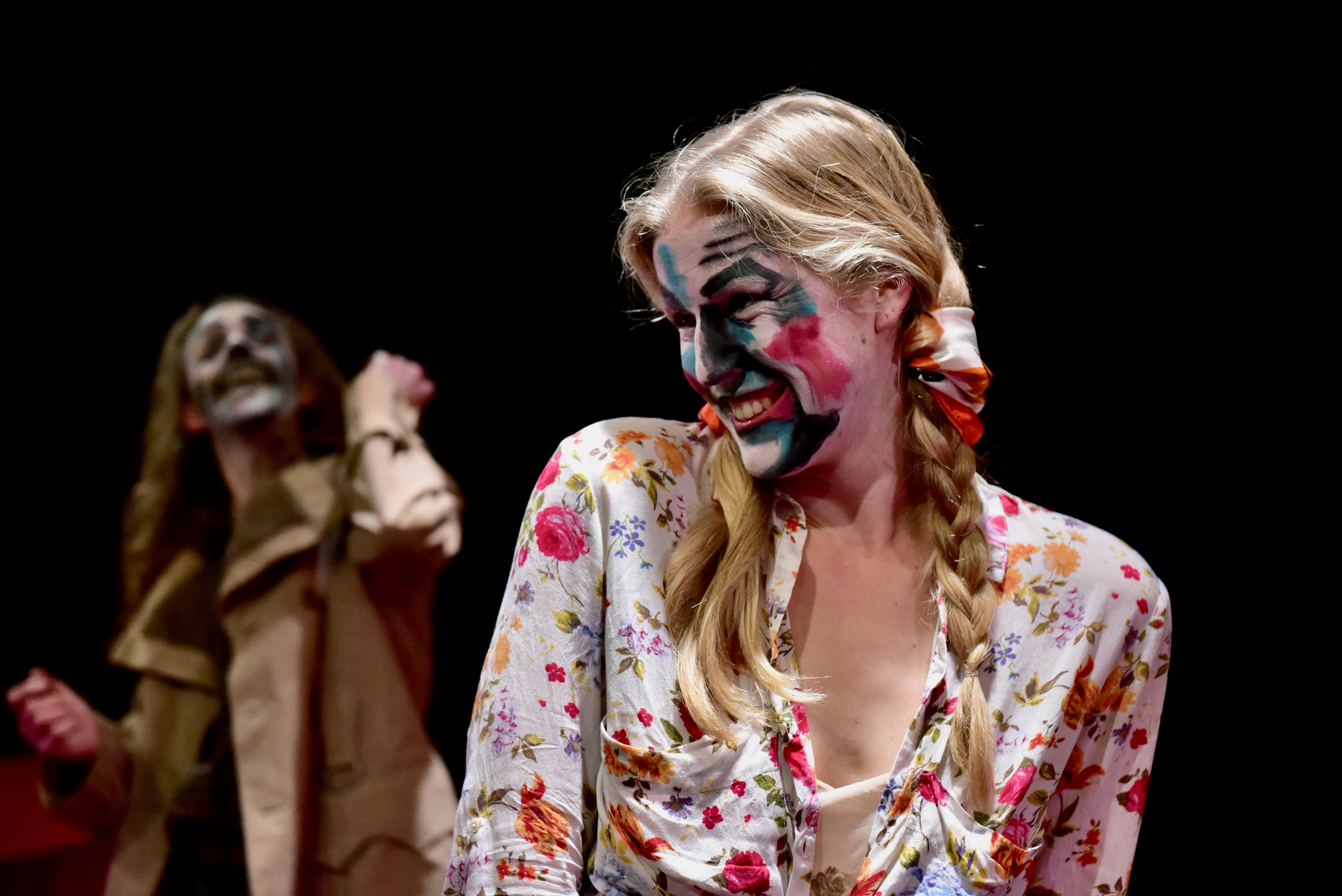 Onwaarschijnlijk Normaal Eindigend Verhaal