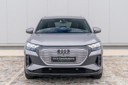 Audi Q4 e-tron 45 quattro (2022) — foto 1 · Audi