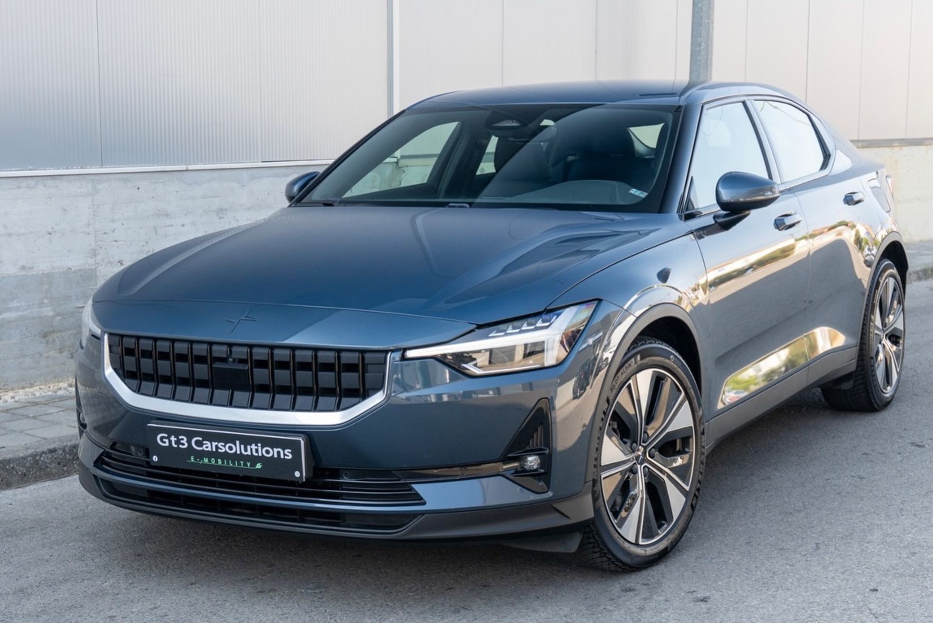 Polestar 2 Single Motor 69kWh (2022) — Polestar · foto principal · Montijo