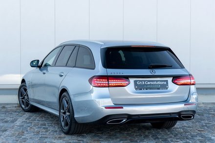Mercedes-Benz E 300e 9G-Tronic AMG Line 320cv. (2023) — foto 4 · Mercedes-Benz