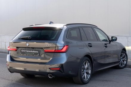 BMW 320e Xdrive Touring SportLine (2021) — foto 2 · BMW