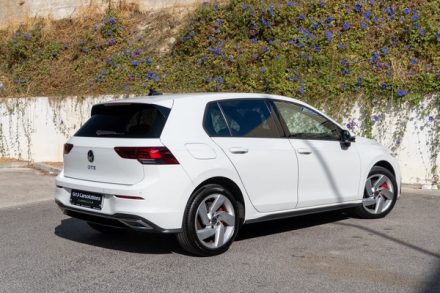 VW Golf GTE DSG (2020) — foto 5 · VW