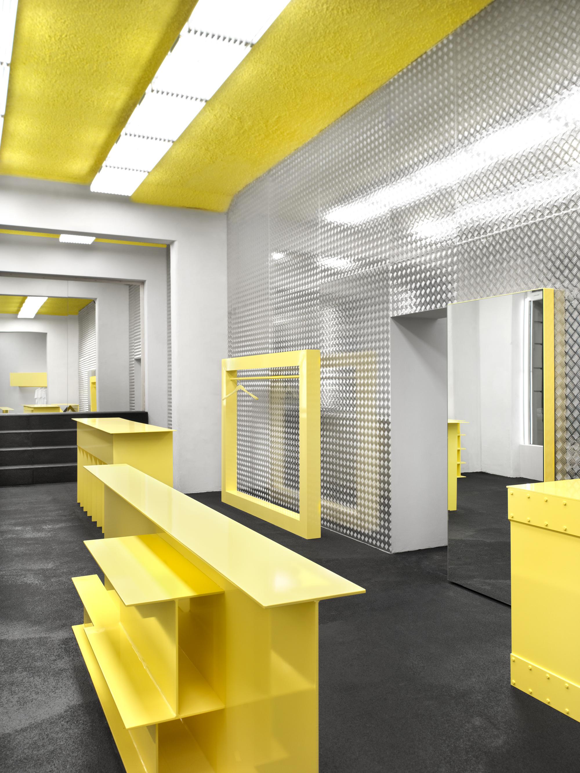 Interior design by Halleroed for Axel Arigato in Södra Larmgatan 7, Gothenburg — image 8 of 10