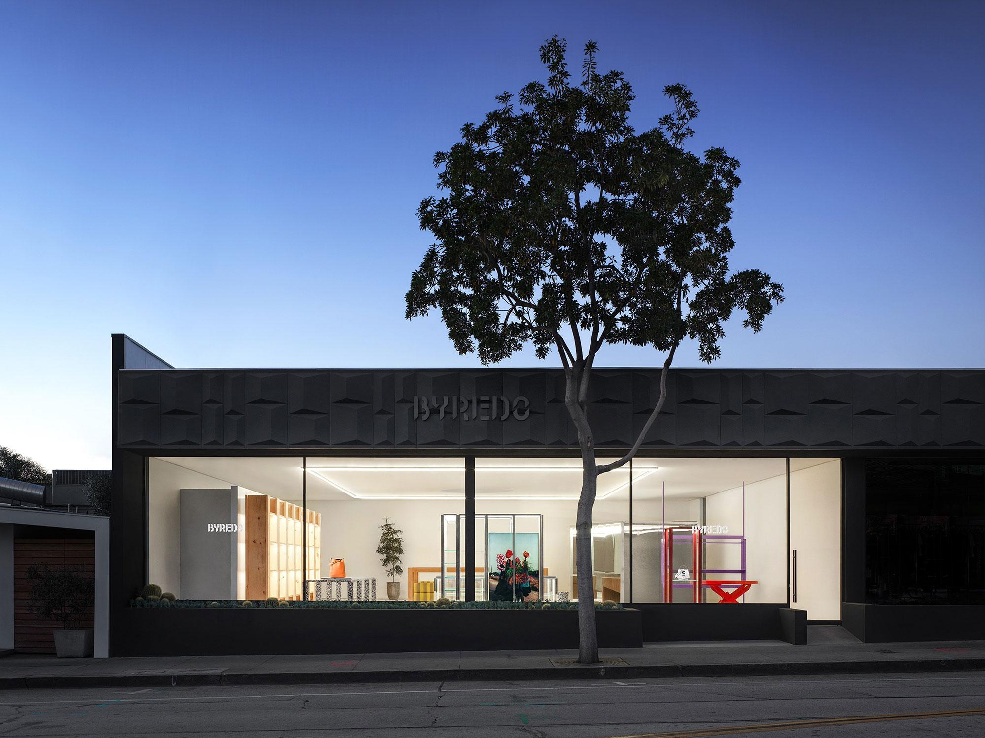 Interior design by Halleroed for Byredo in 8920 Melrose Avenue, Los Angeles — image 1 of 5