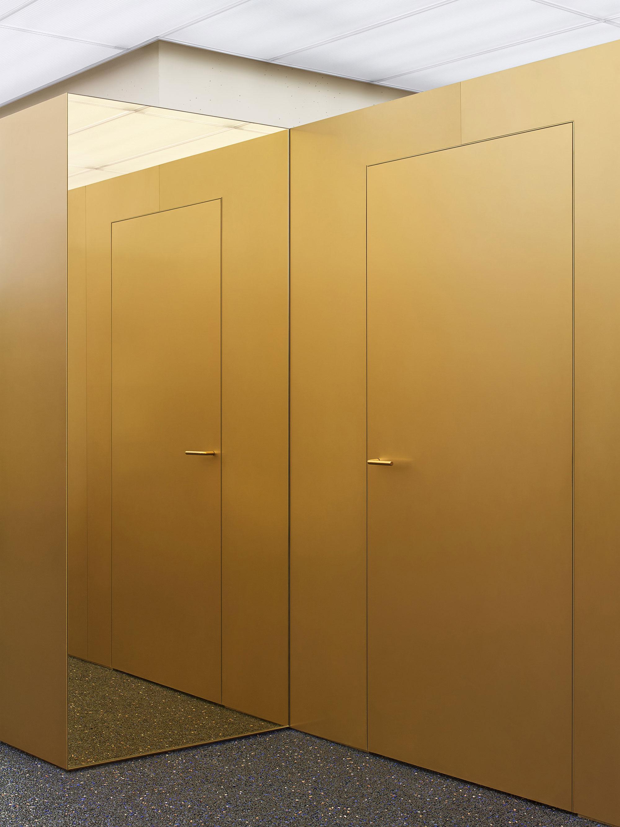 Interior design by Halleroed for Acne Studios in 926 Madison Avenue, New York — image 4 of 6