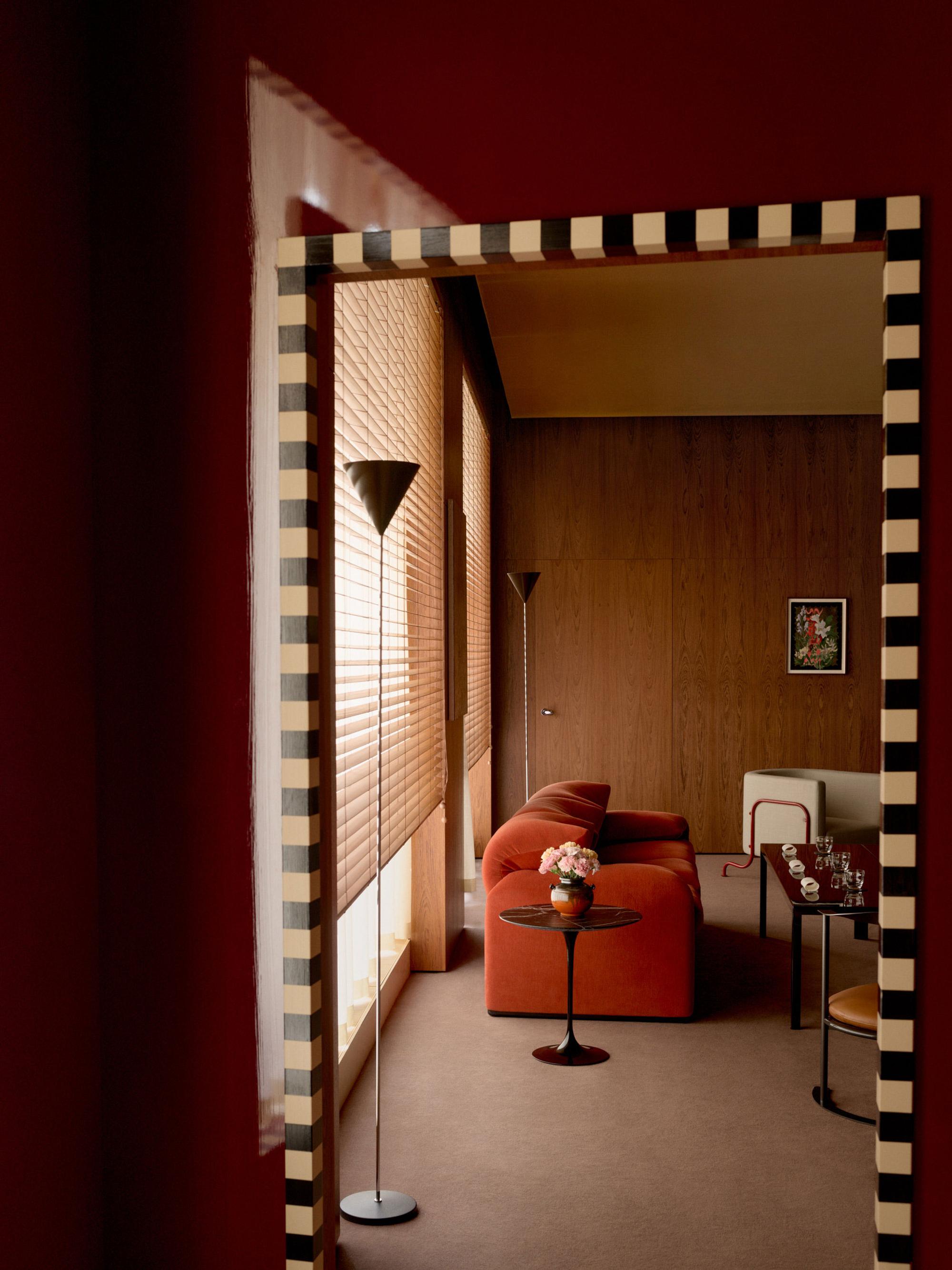 Interior design by Halleroed in Stockholm — image 19 of 31