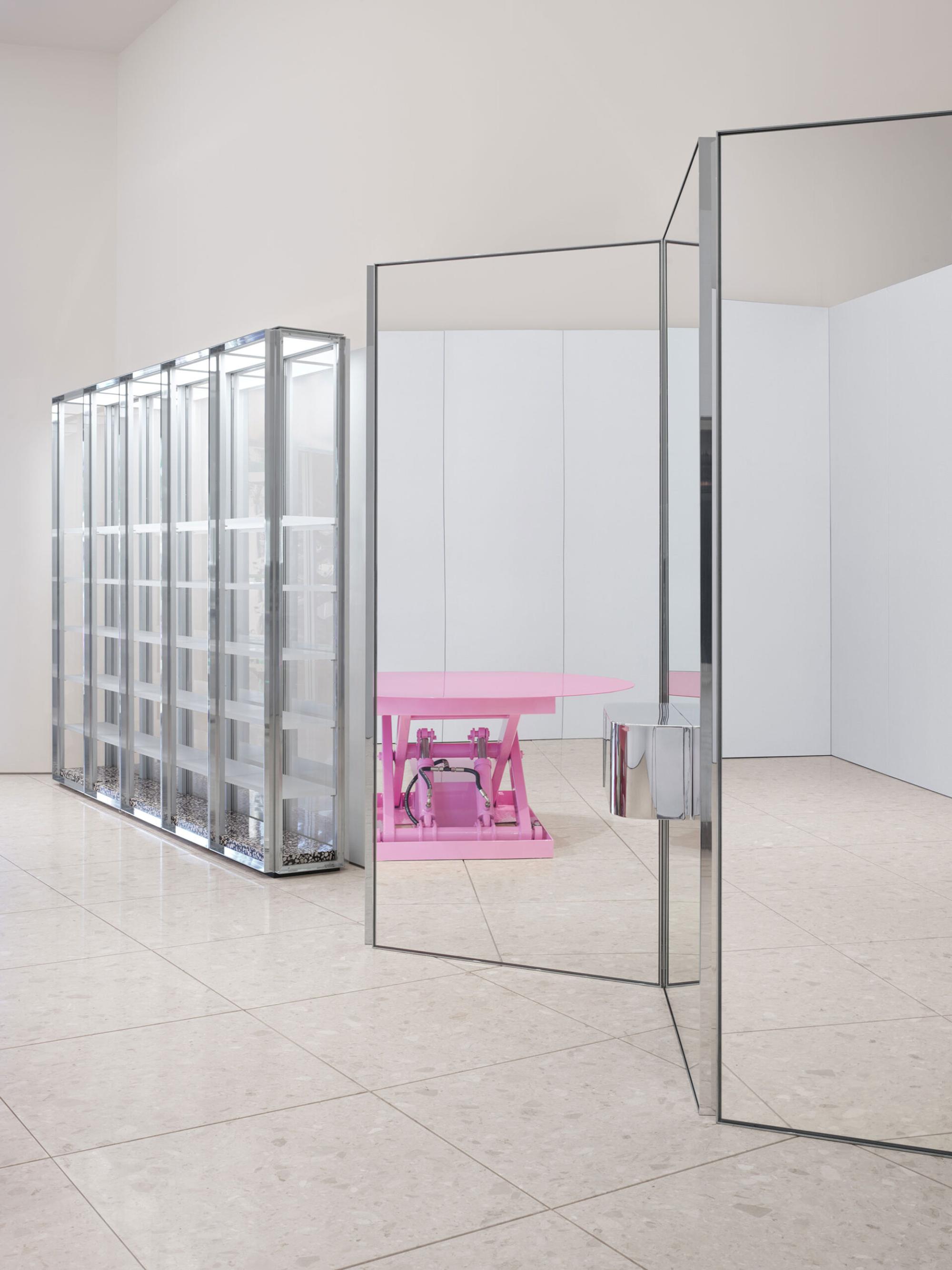 Interior design by Halleroed for Byredo in Silver Lake, 3828 W Sunset Boulevard, Los Angeles — image 4 of 4