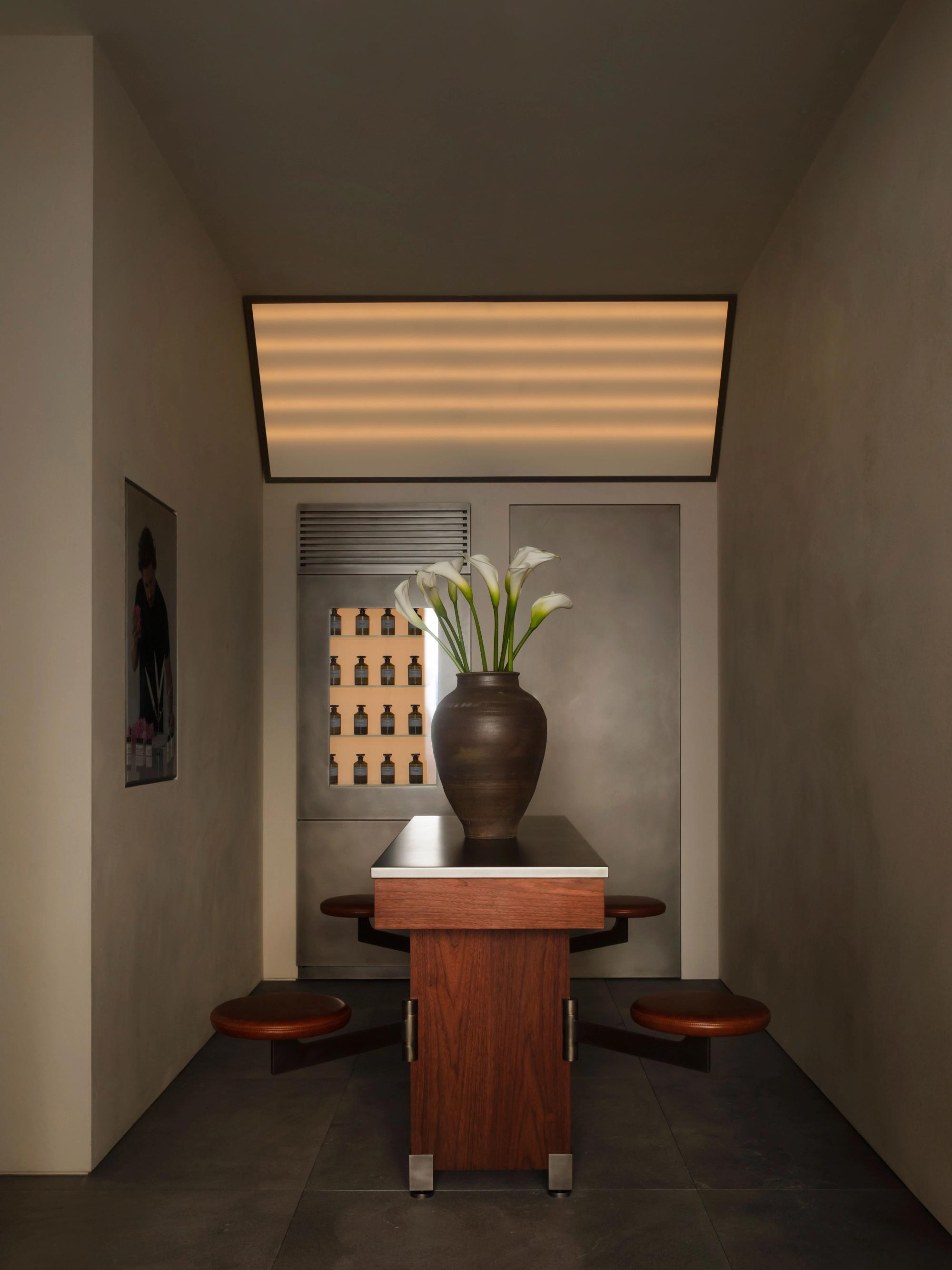 Interior design by Halleroed for Matiere Premiere in 31 King Street — image 5 of 9