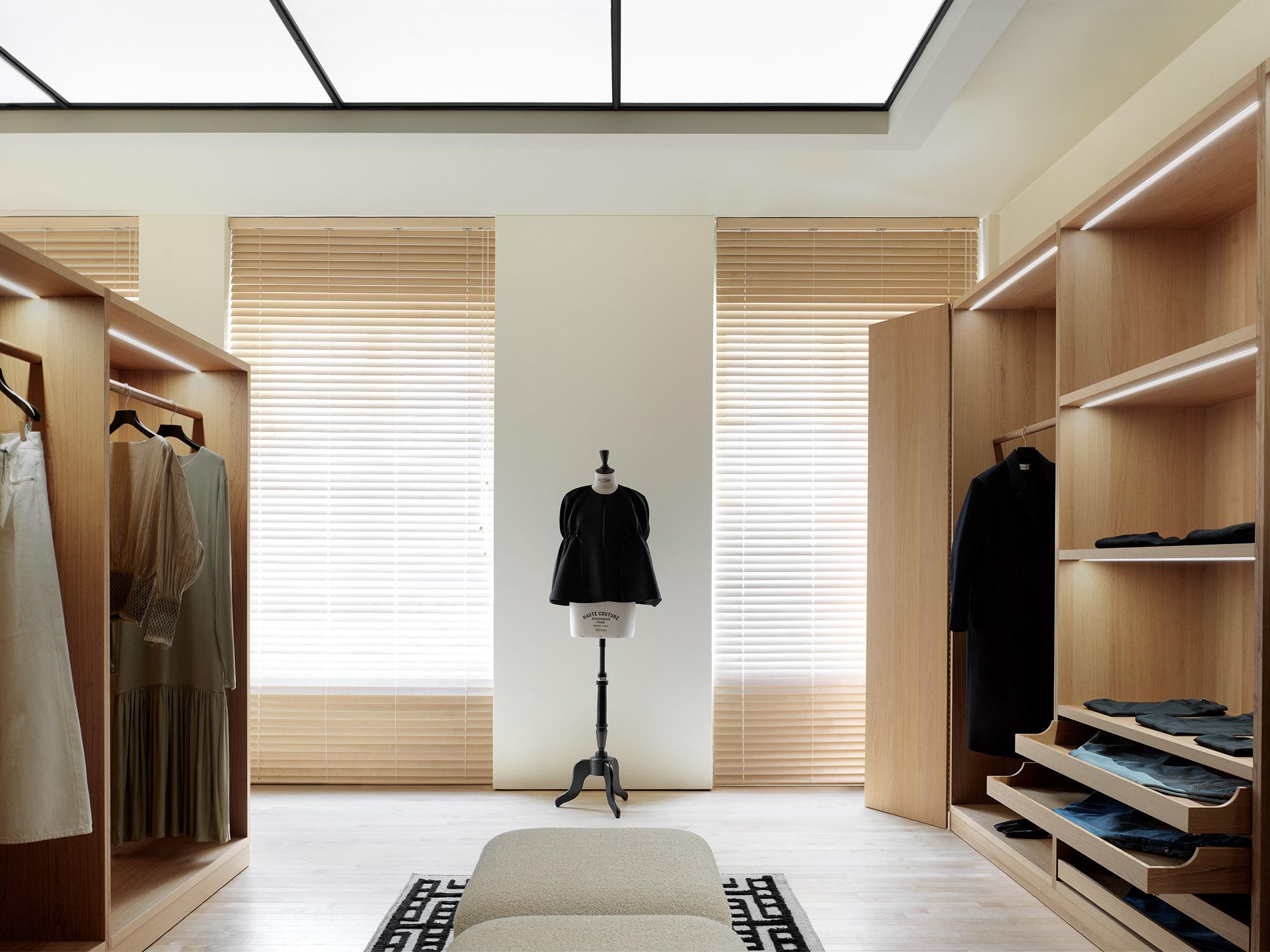 Interior design by Halleroed for Toteme in Biblioteksgatan 5, Stockholm — image 10 of 11