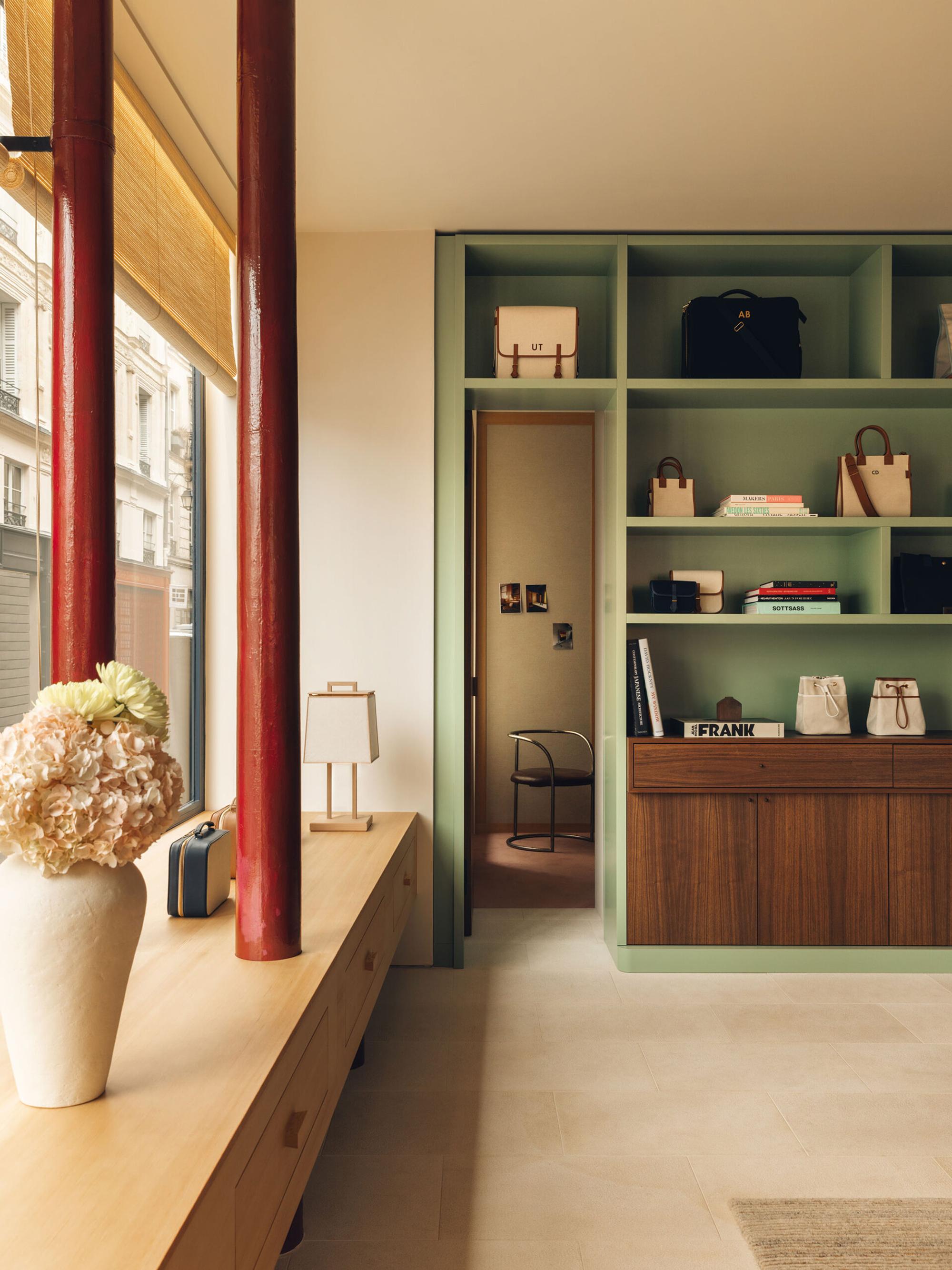 Interior design by Halleroed for Luniform in 1 Quai Voltaire, Paris — image 14 of 17