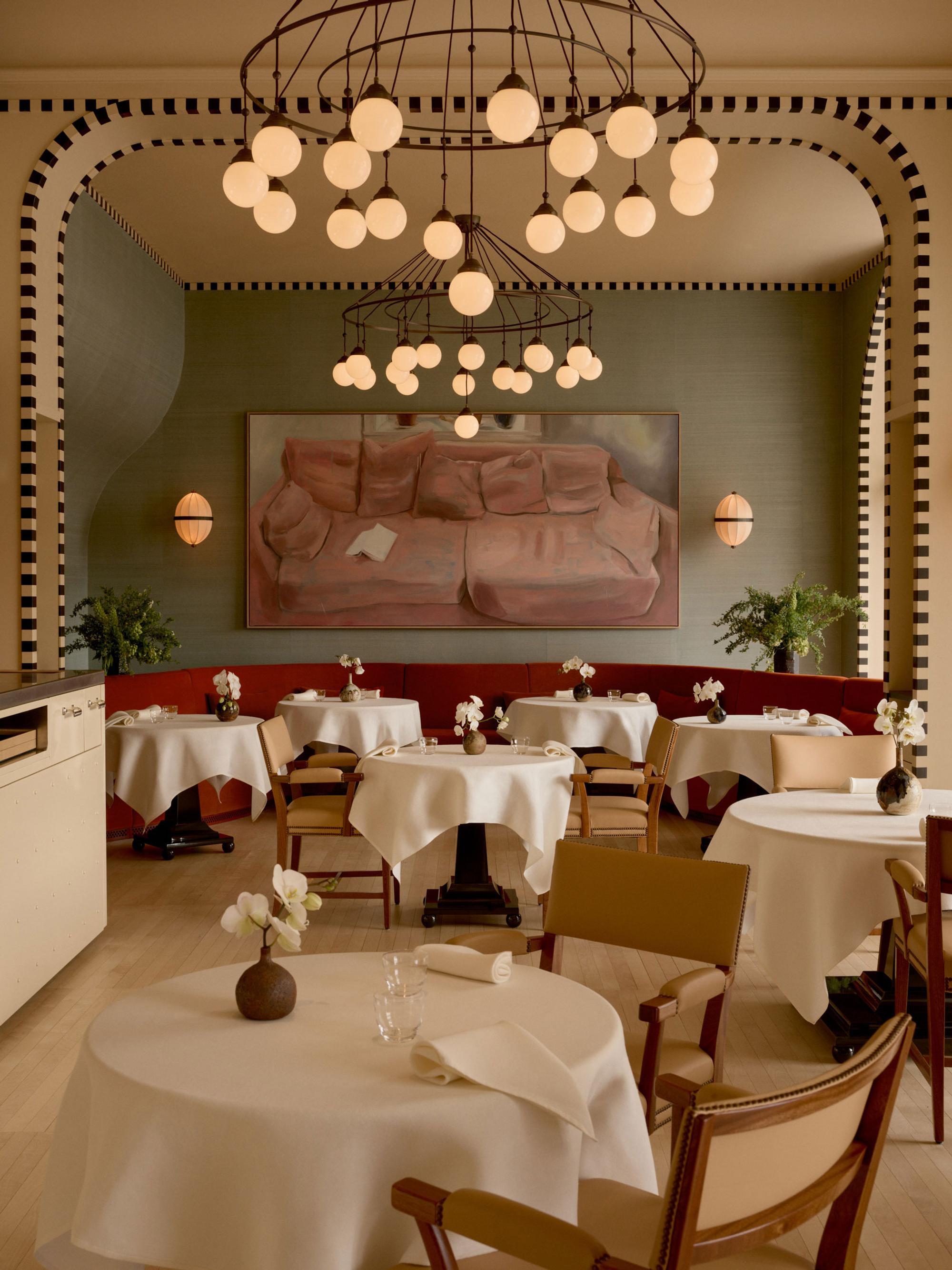 Interior design by Halleroed in Stockholm — image 3 of 31