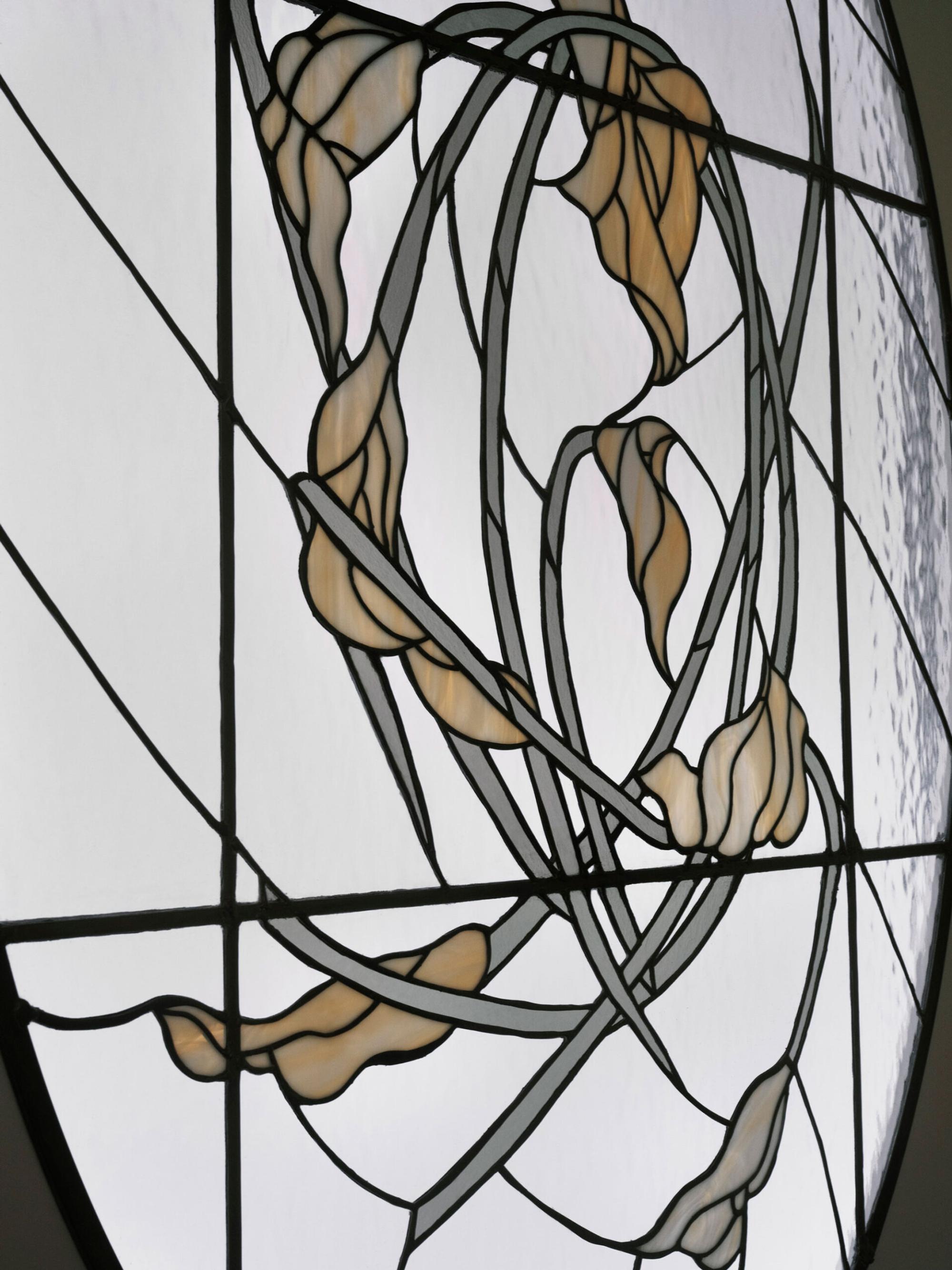 Interior design by Halleroed for Toteme in 27 rue du Faubourg Saint Honoré, Paris — image 9 of 15