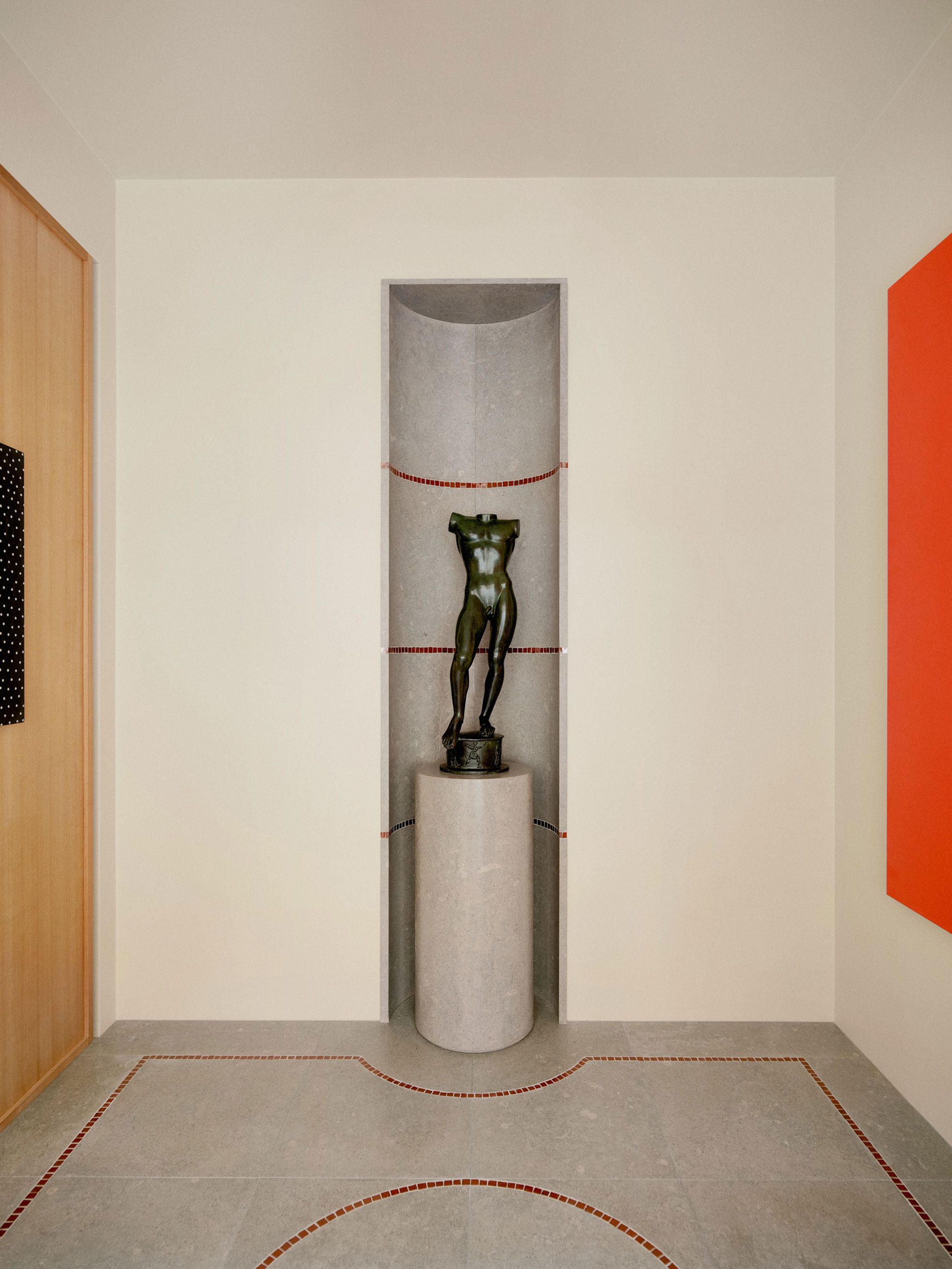 Saman Amel Stockholm, Kommendörsgatan 14, — Halleroed