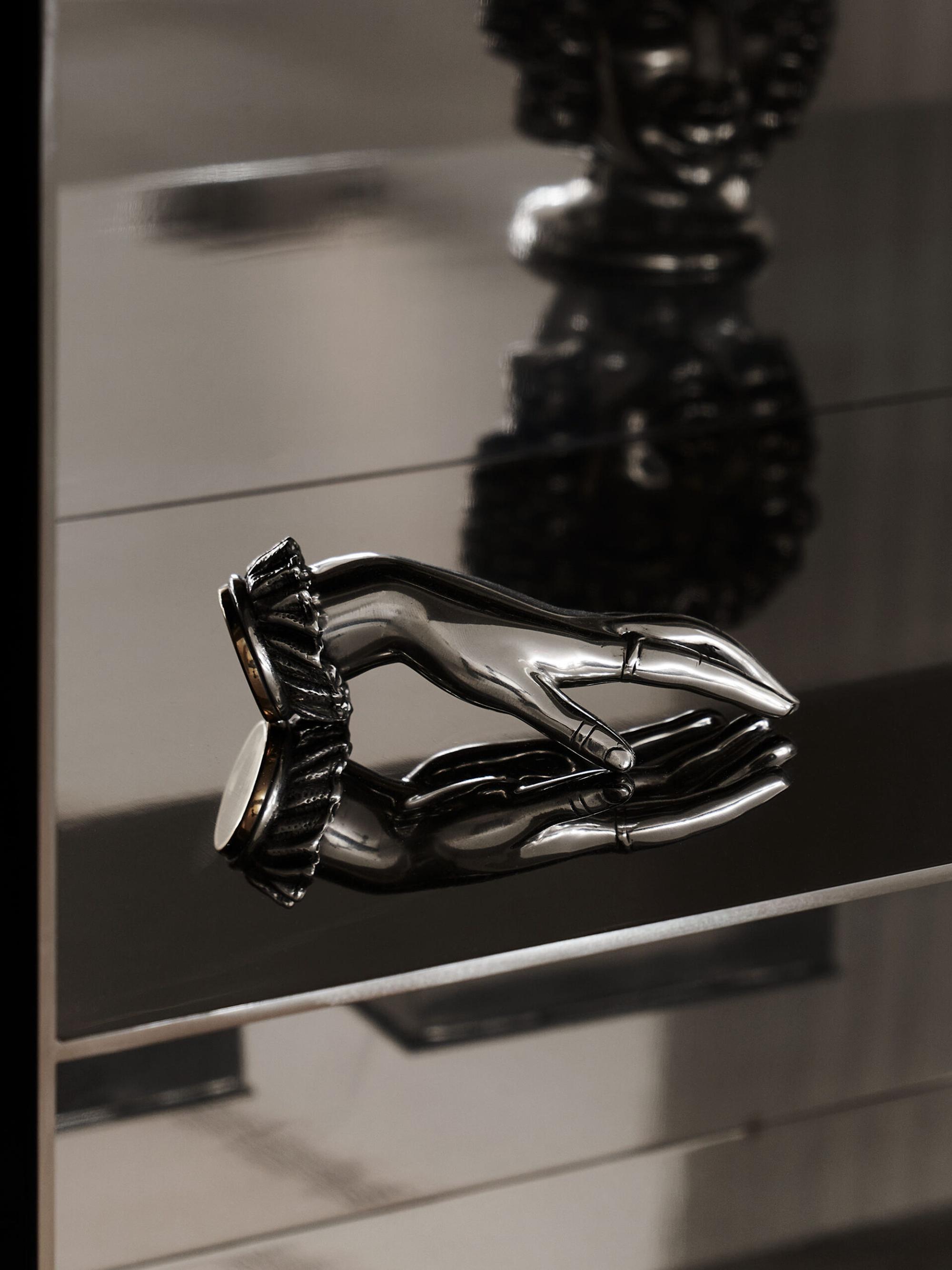 Interior design by Halleroed for Toteme in Mercer Street, New York — image 8 of 8