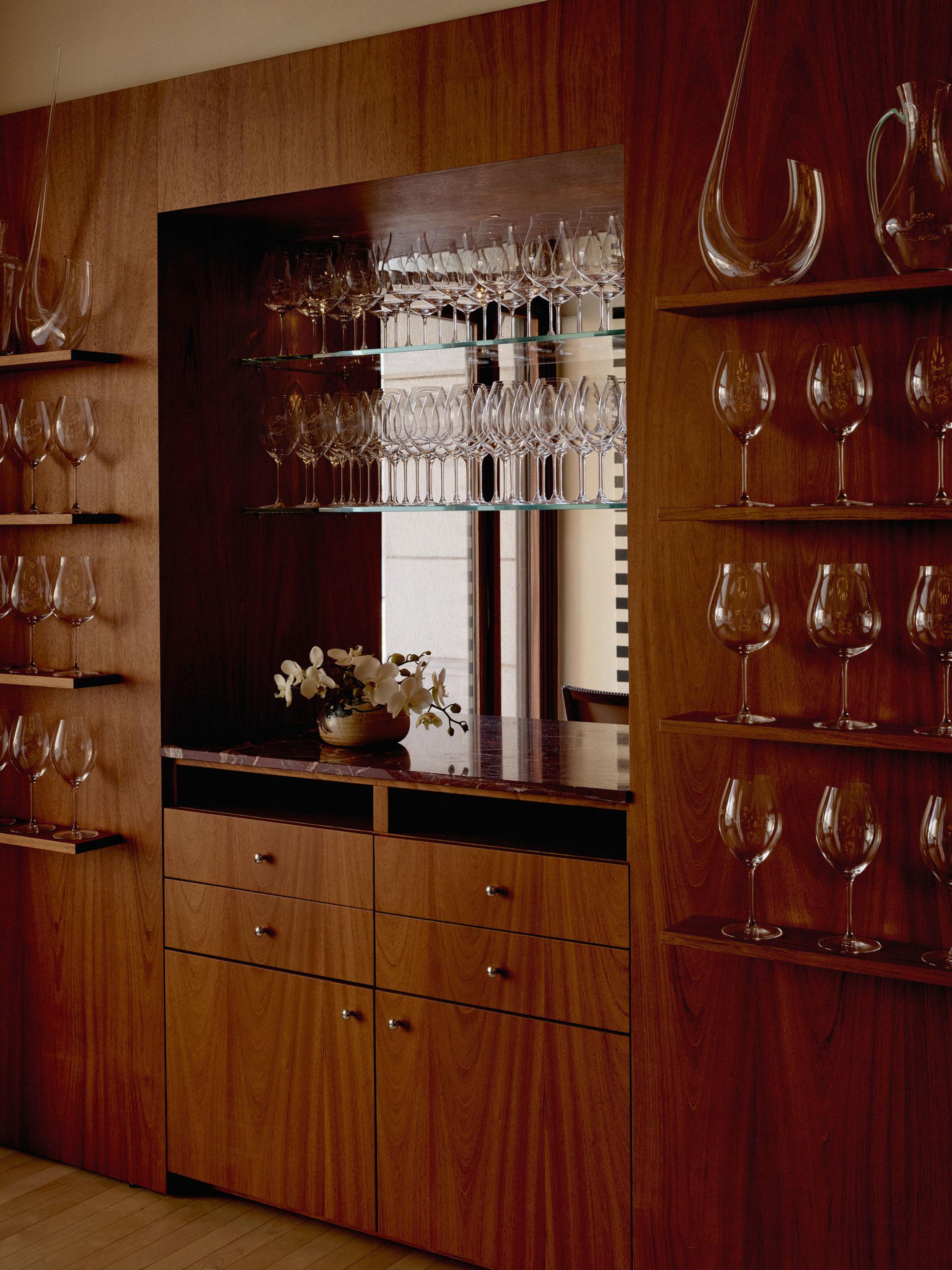 Interior design by Halleroed in Stockholm — image 7 of 31
