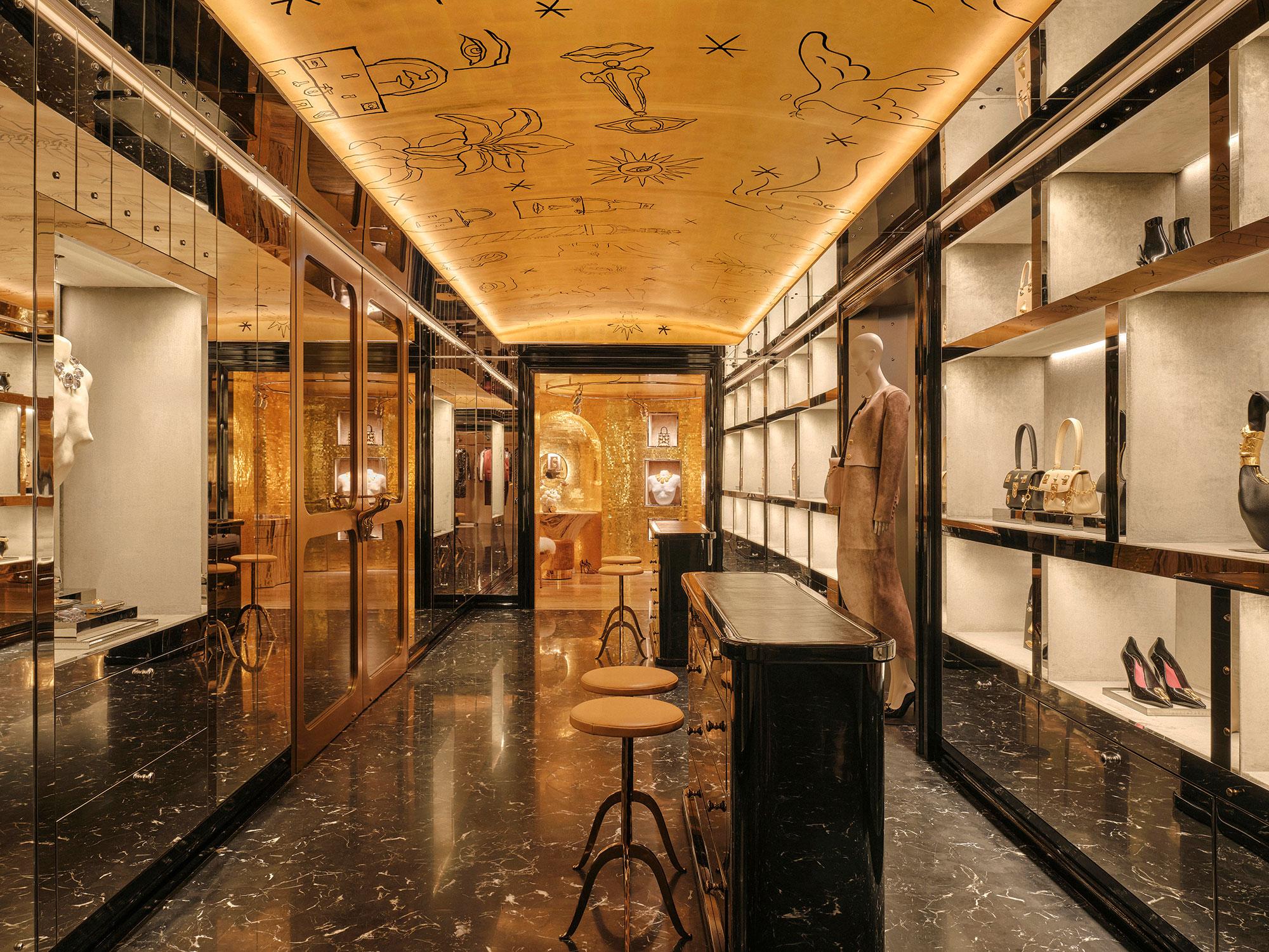 Interior design by Halleroed for Schiaparelli in Landmark, Hong Kong — image 4 of 11