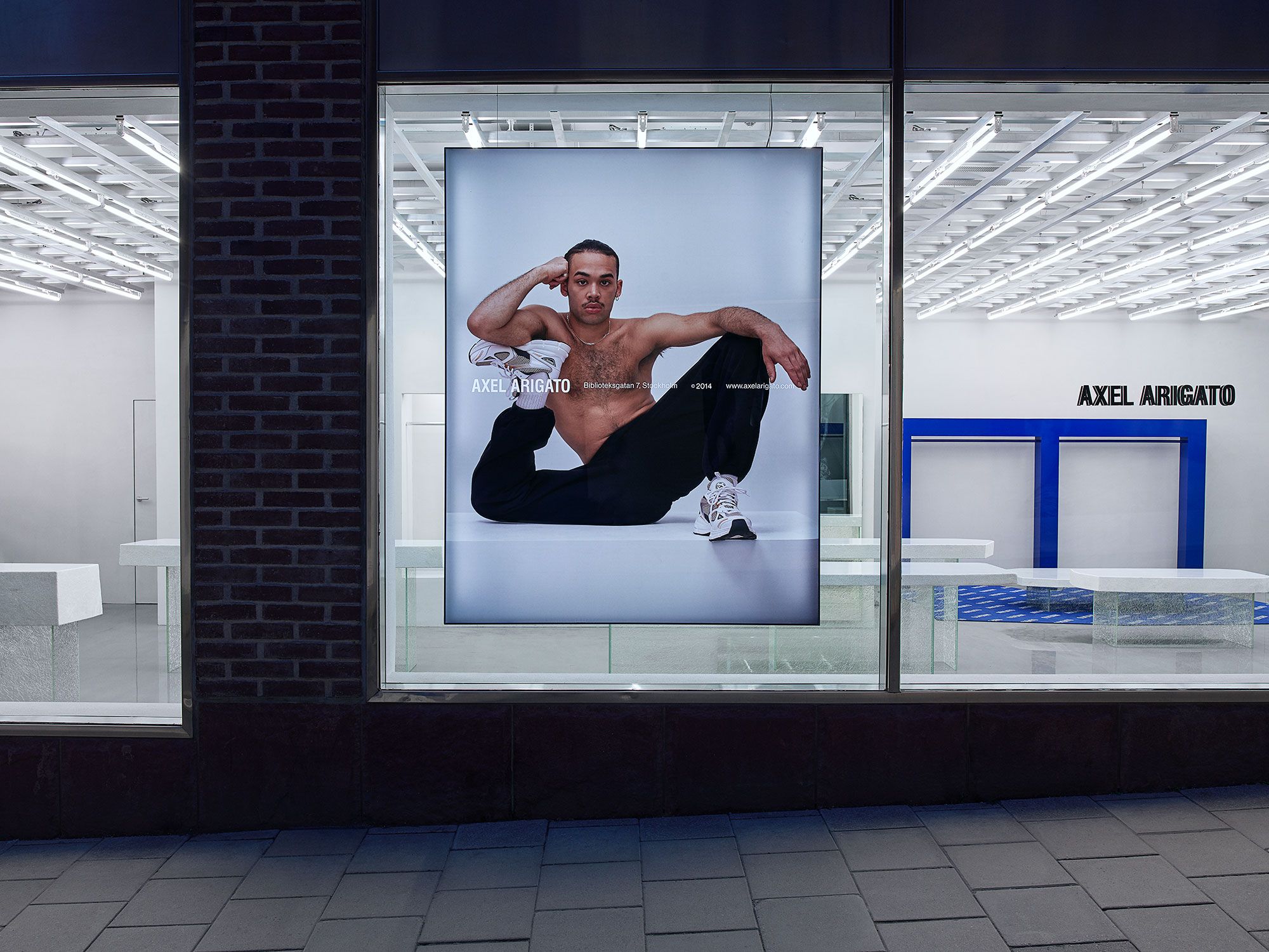 Axel Arigato, Biblioteksgatan 7, Stockholm — Halleroed