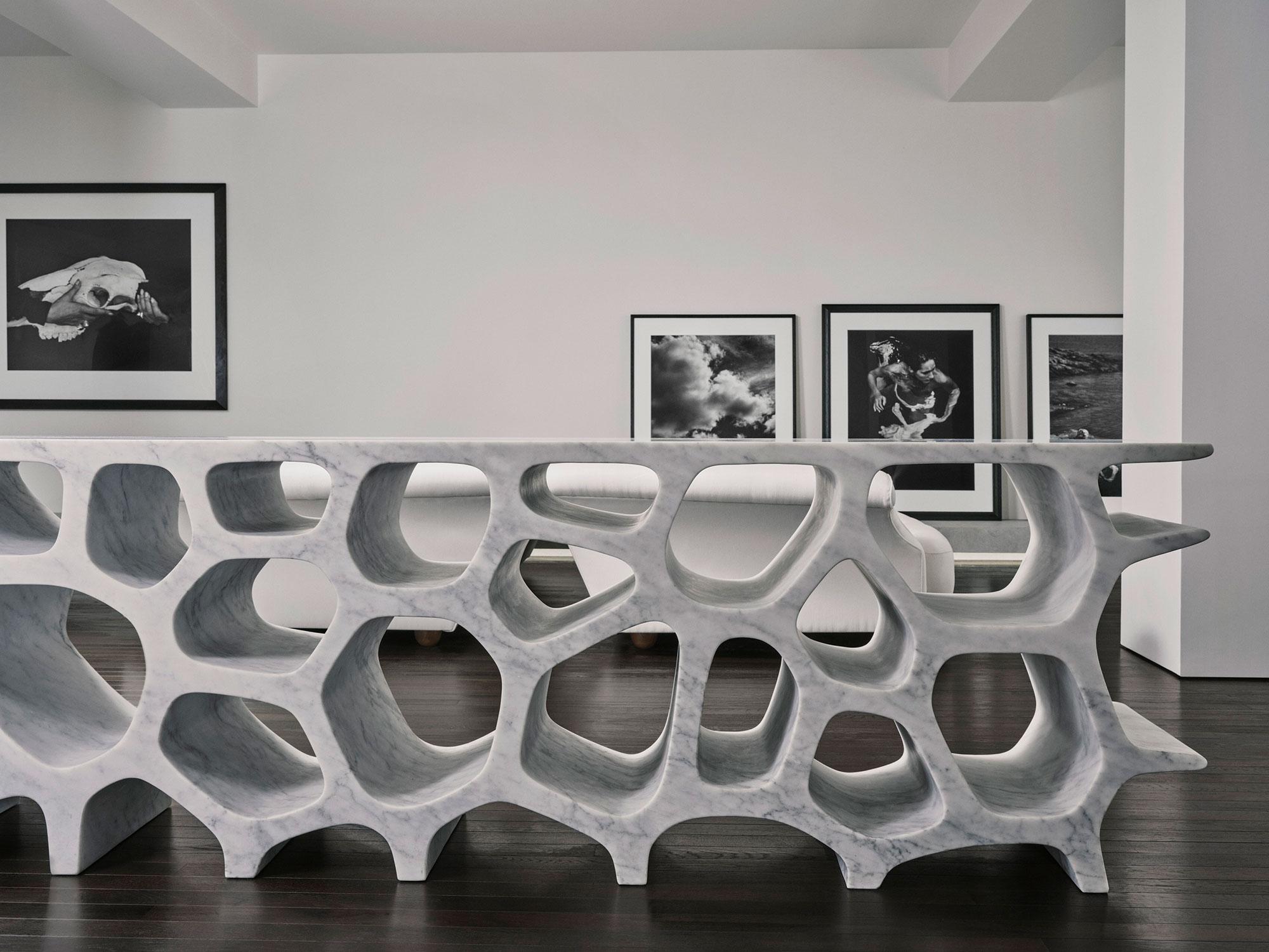 Interior design by Halleroed for Toteme in 27 rue du Faubourg Saint Honoré, Paris — image 15 of 15