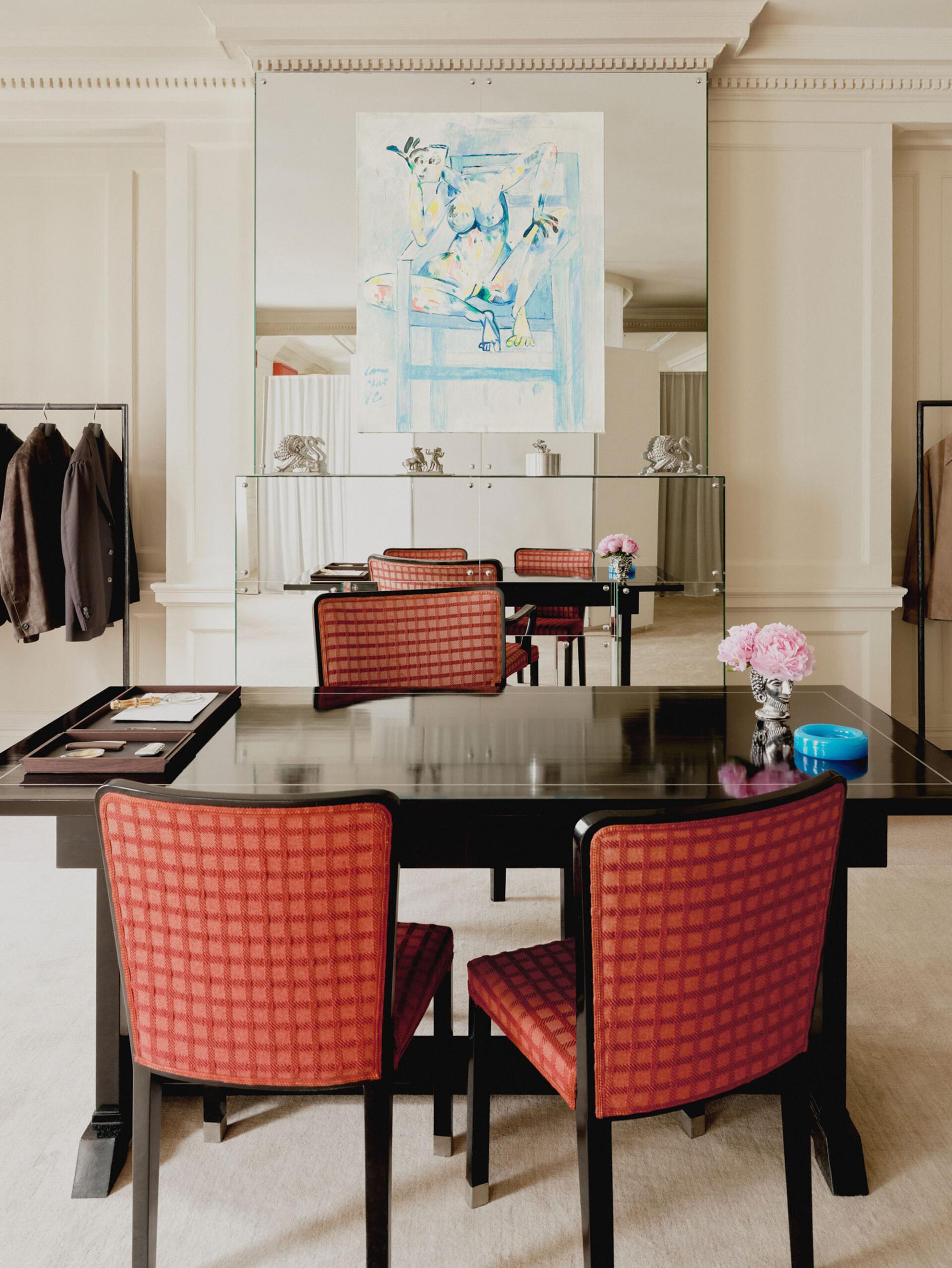 Interior design by Halleroed for Saman Amel in 17 Albemarle Street , London — image 14 of 26