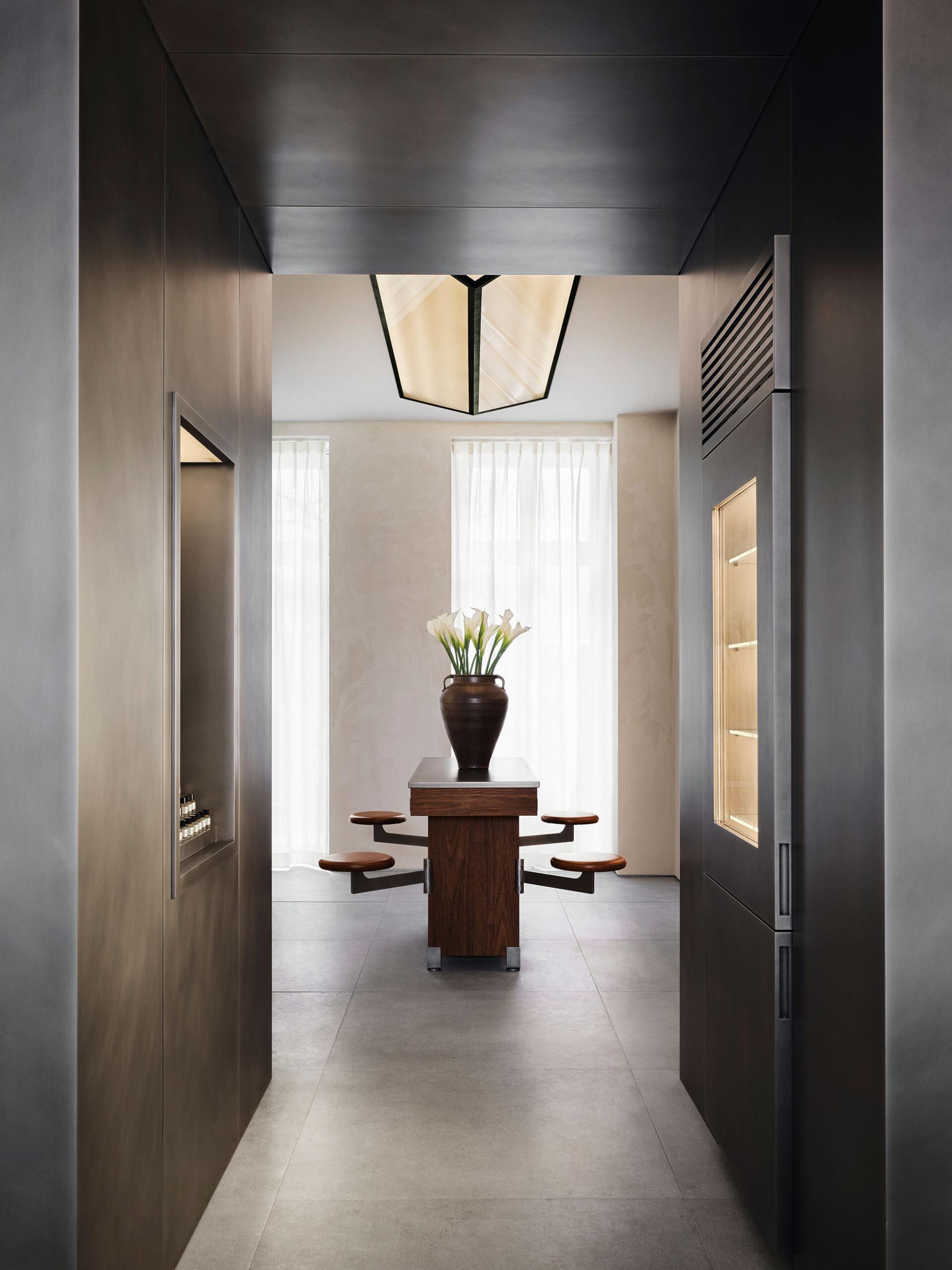 Interior design by Halleroed for Matiere Premiere in Alte Schönhauser Straße 41, Berlin — image 4 of 9