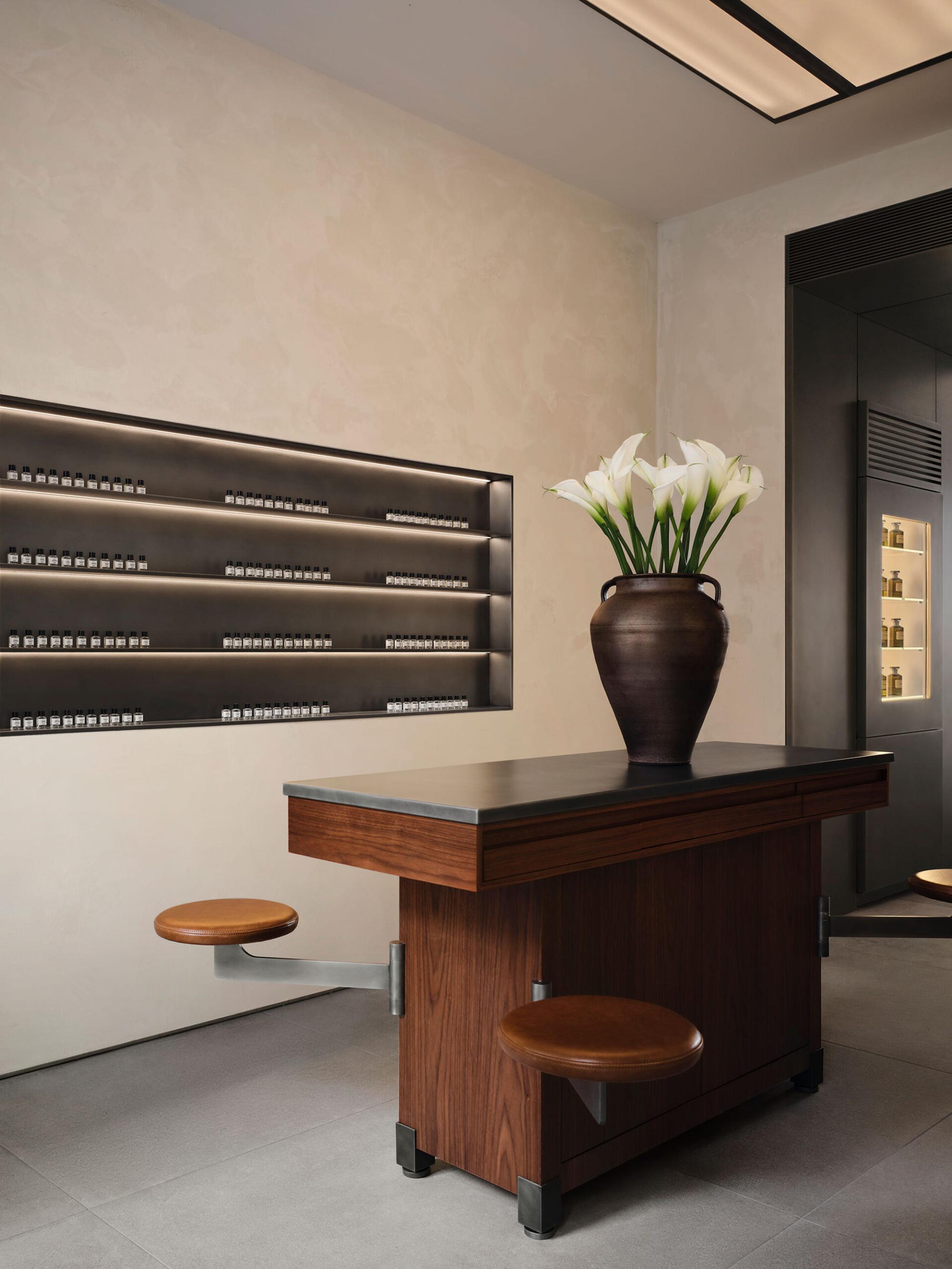 Interior design by Halleroed for Matiere Premiere in Alte Schönhauser Straße 41, Berlin — image 5 of 9