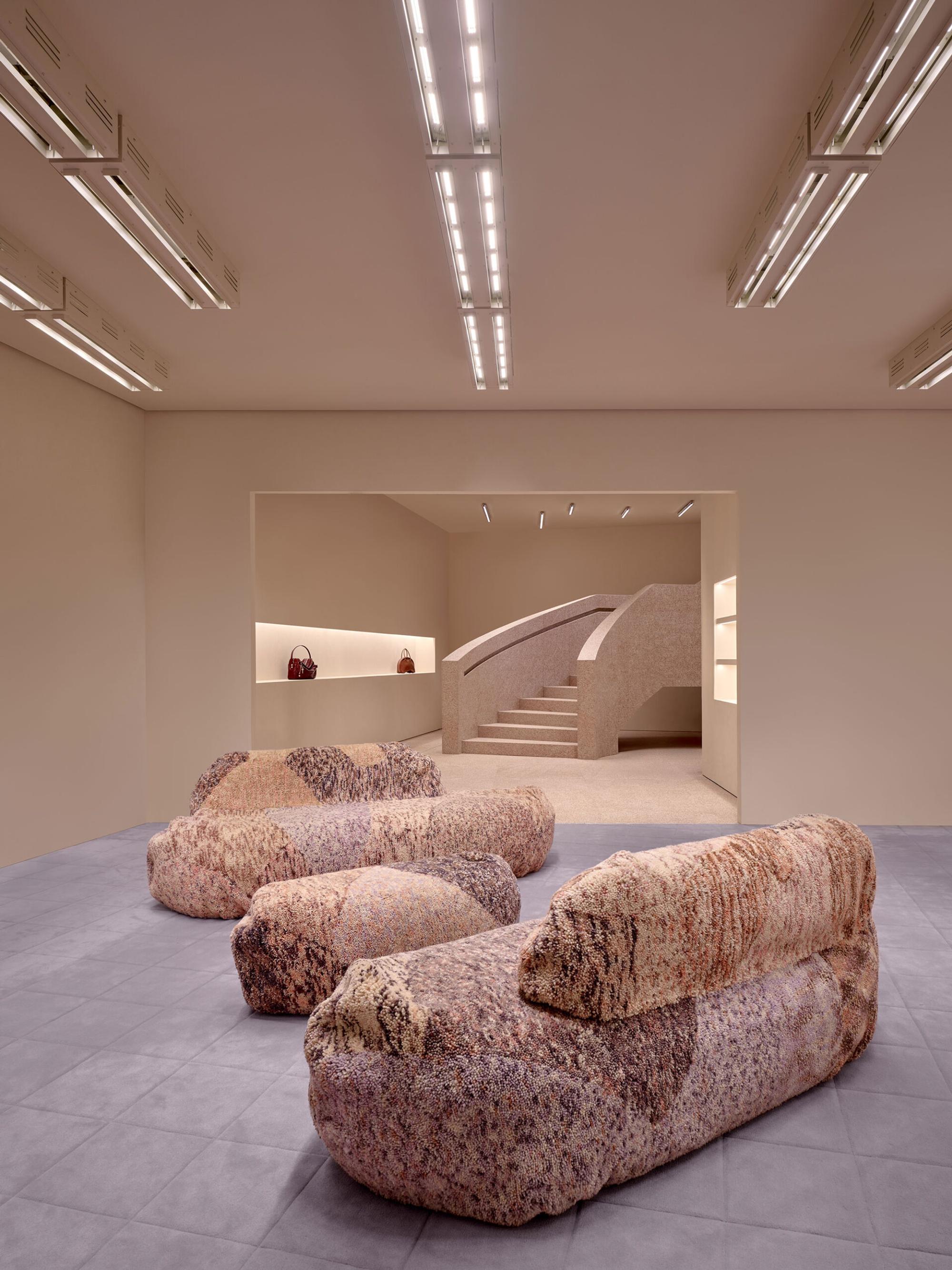 Interior design by Halleroed for Acne Studios in 5-3-2 Minami-Aoyama, Tokyo — image 11 of 18