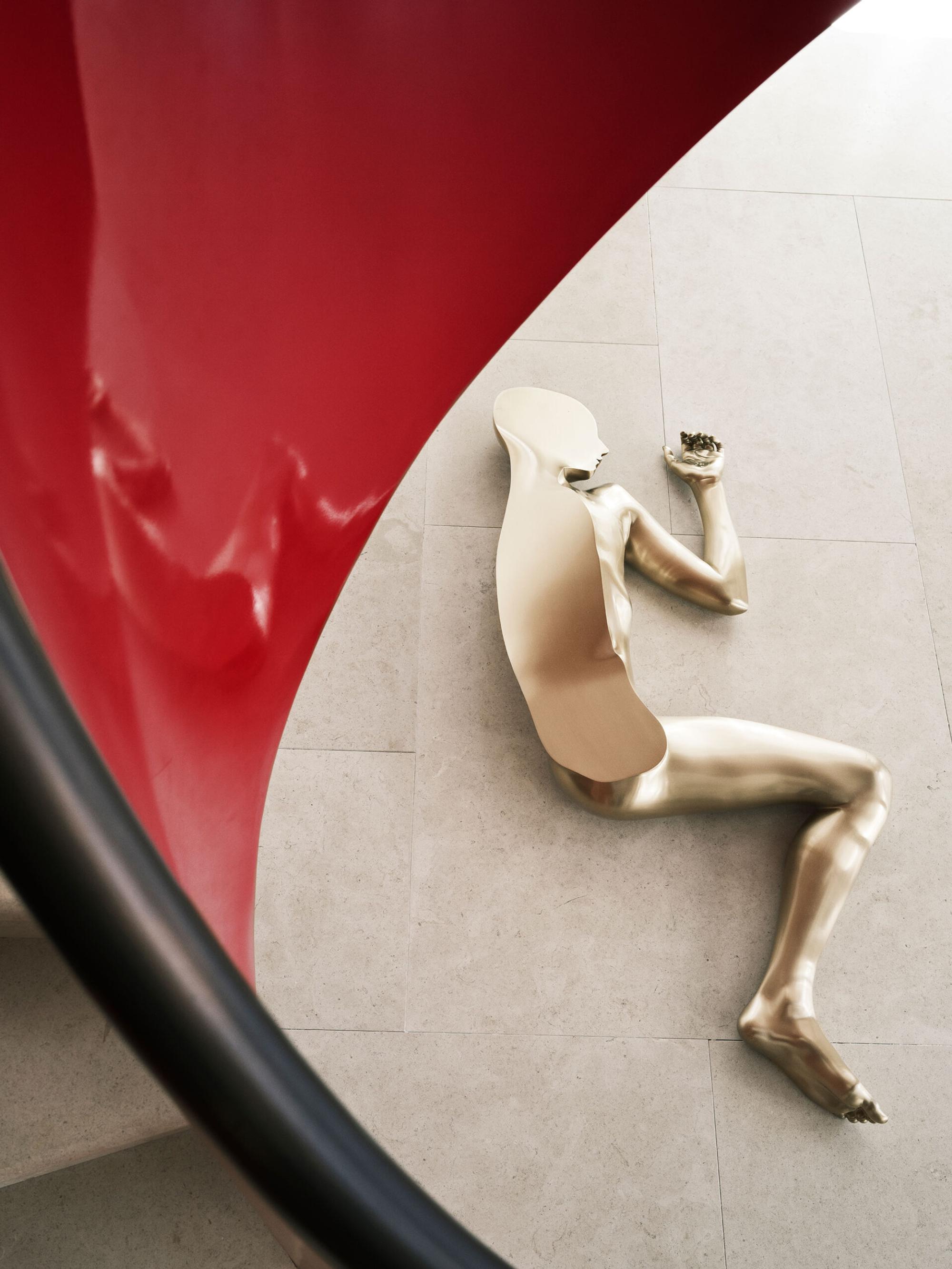 Interior design by Halleroed for Toteme in 829 Madison Ave , New York — image 6 of 10