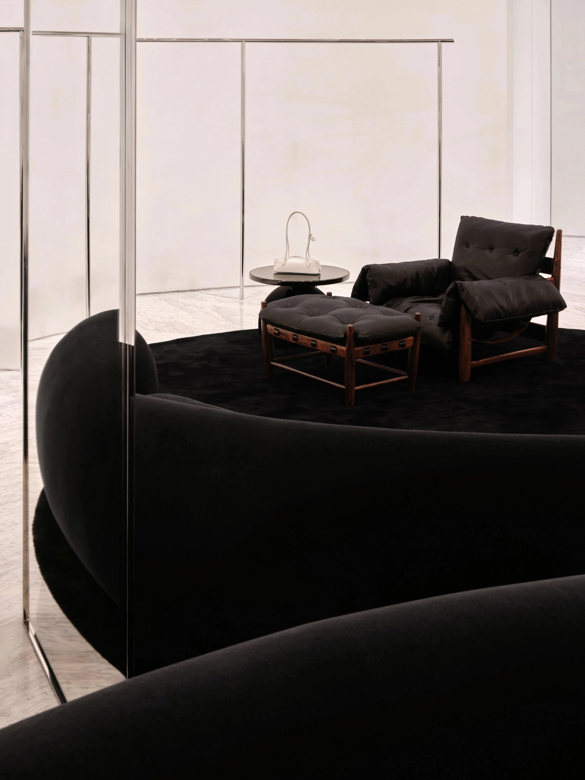 Interior design by Halleroed for Alaia in Central Embassy — image 8 of 9