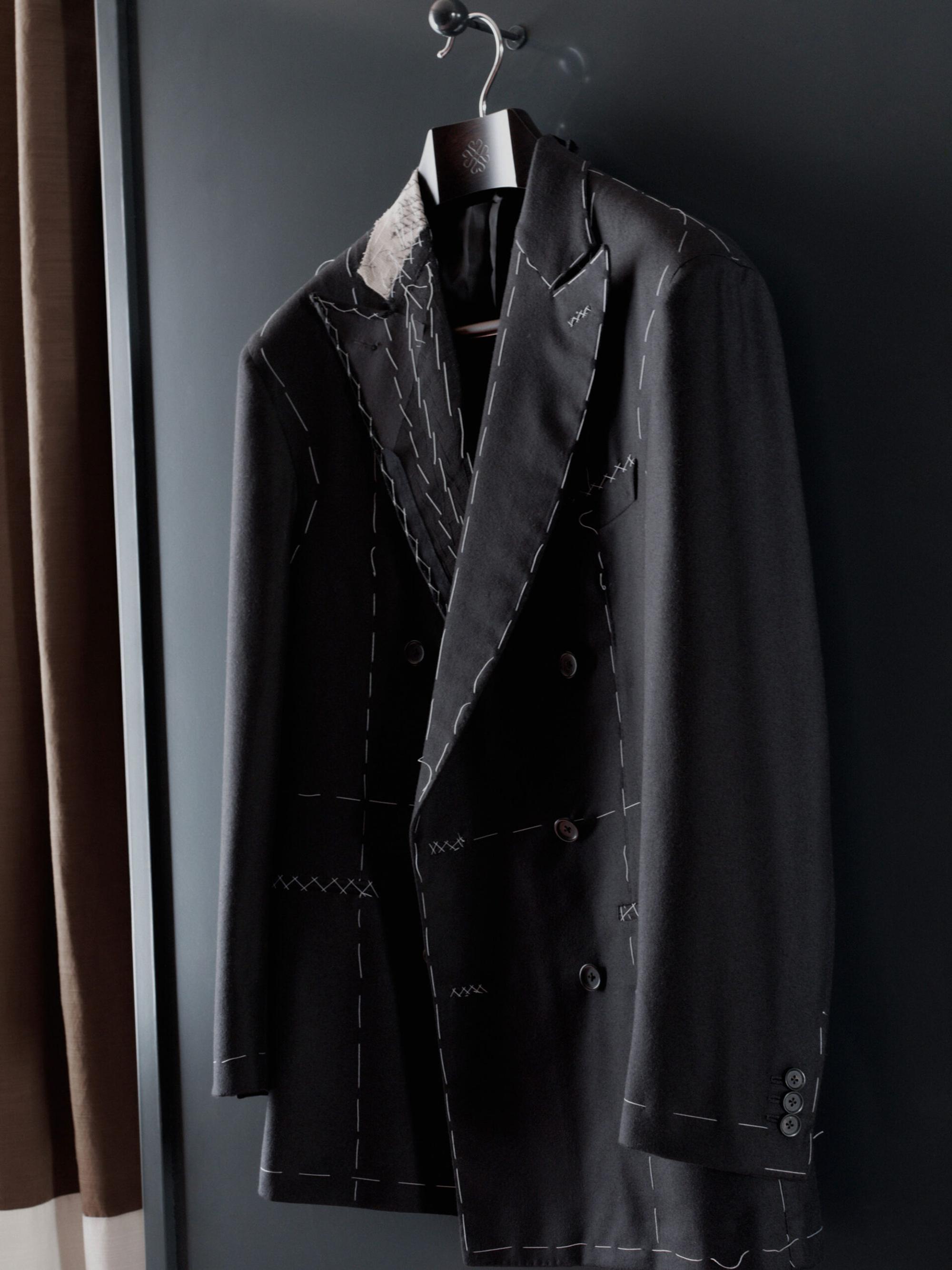 Interior design by Halleroed for Saman Amel in 17 Albemarle Street , London — image 12 of 26