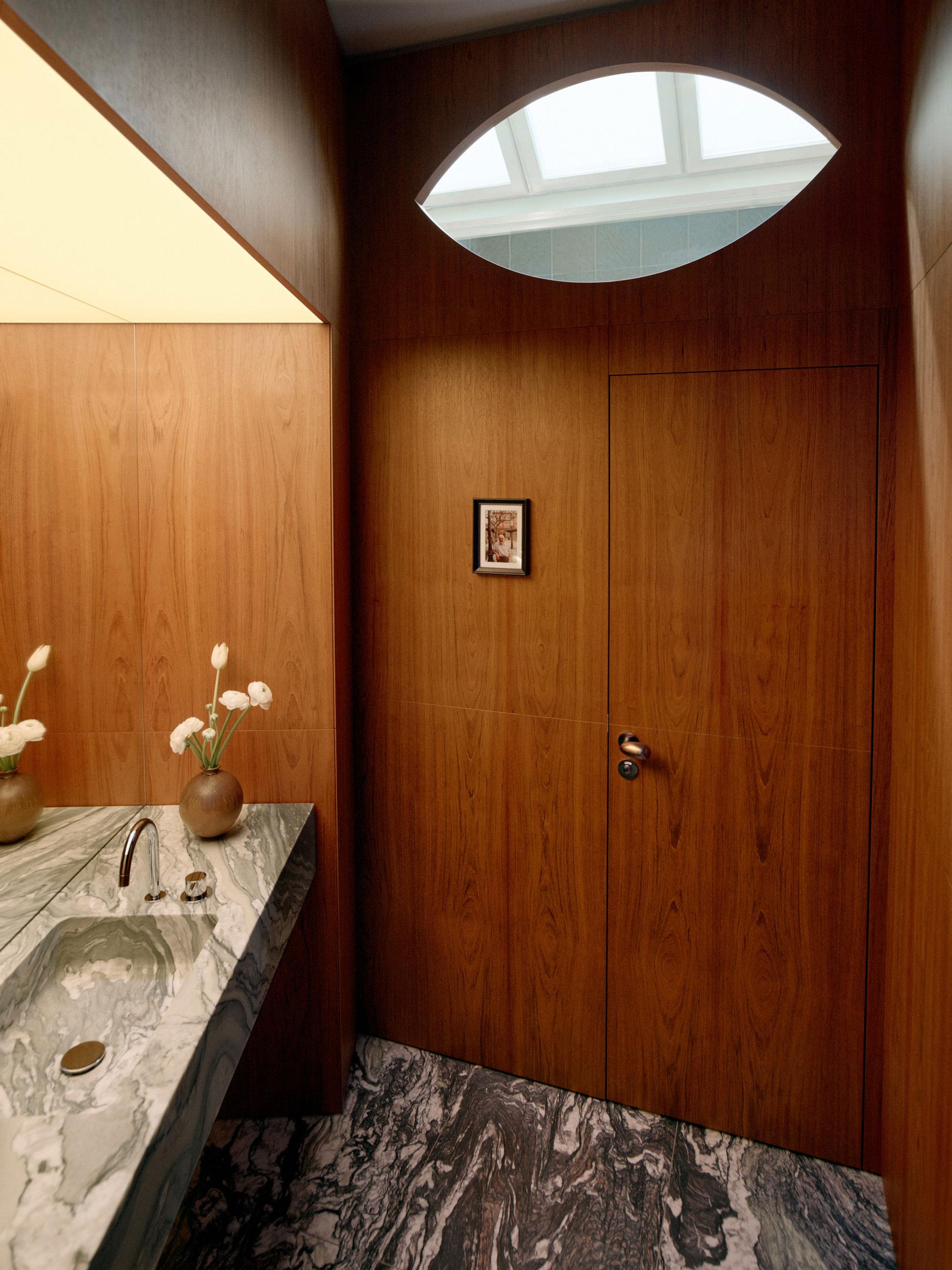 Interior design by Halleroed in Stockholm — image 30 of 31