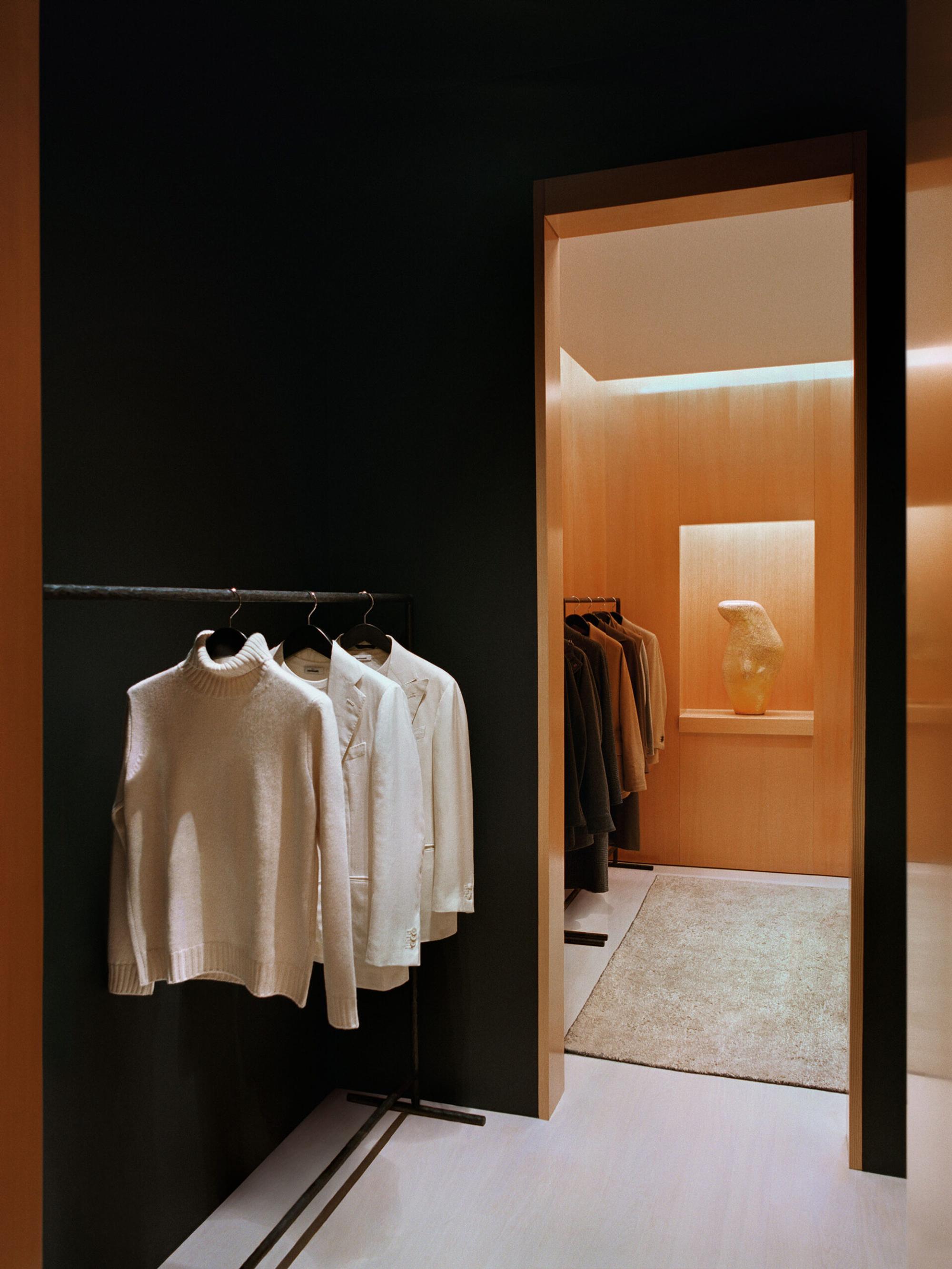 Interior design by Halleroed for Saman Amel in Grev Turegatan 46, Stockholm — image 9 of 18