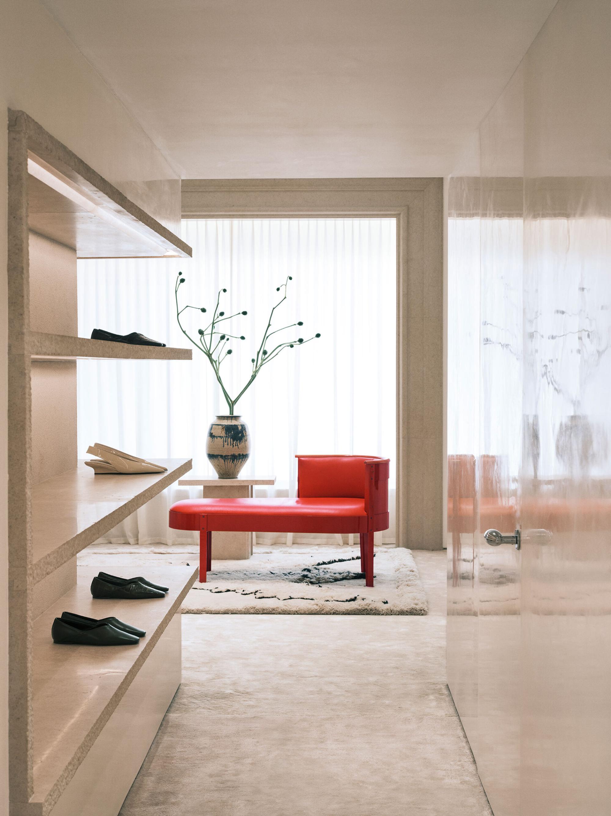 Interior design by Halleroed for Toteme in 829 Madison Ave , New York — image 8 of 10